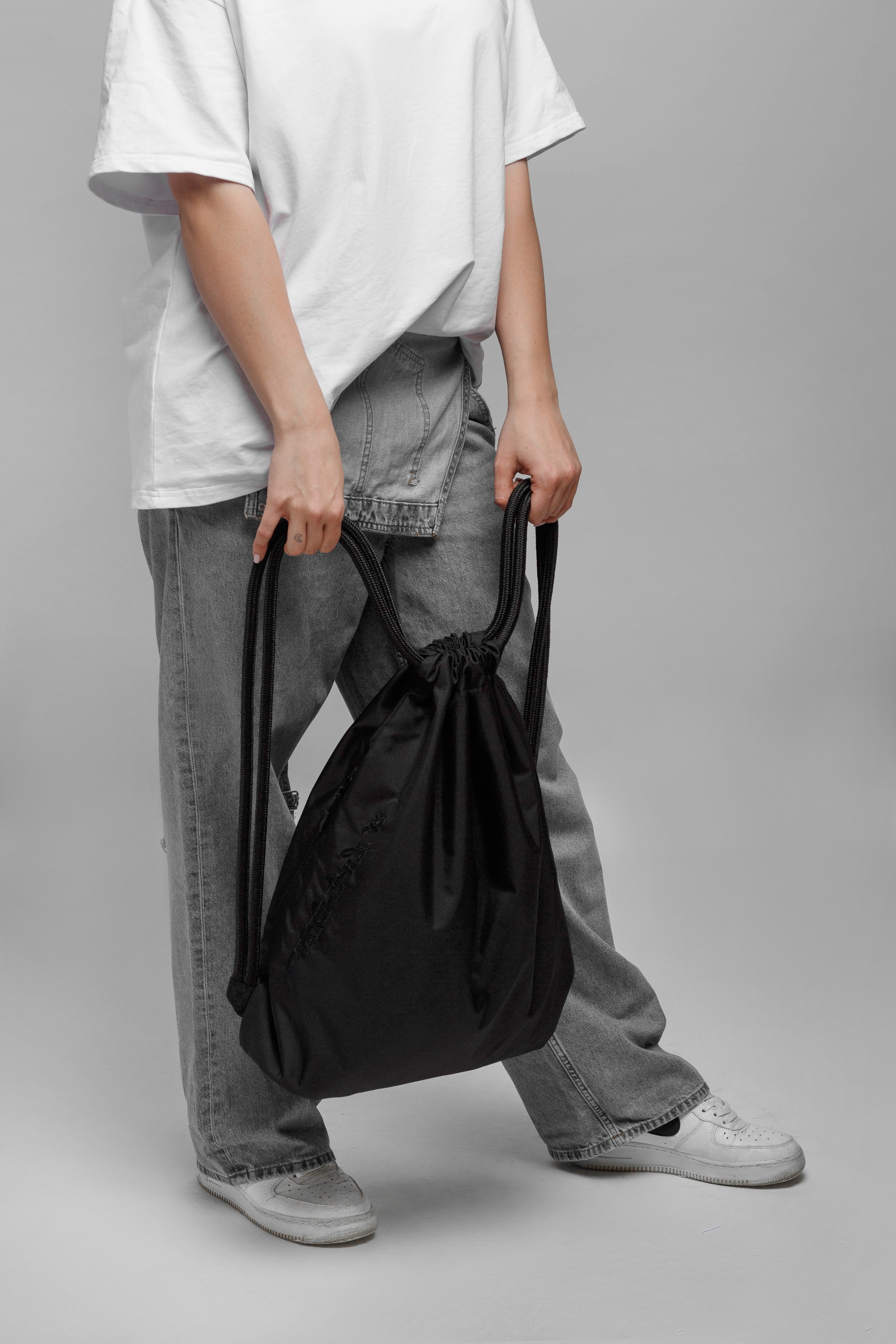 Реклама рюкзаков от Эдгара. Свадебный, предметный и портретный фотограф в Волгограде