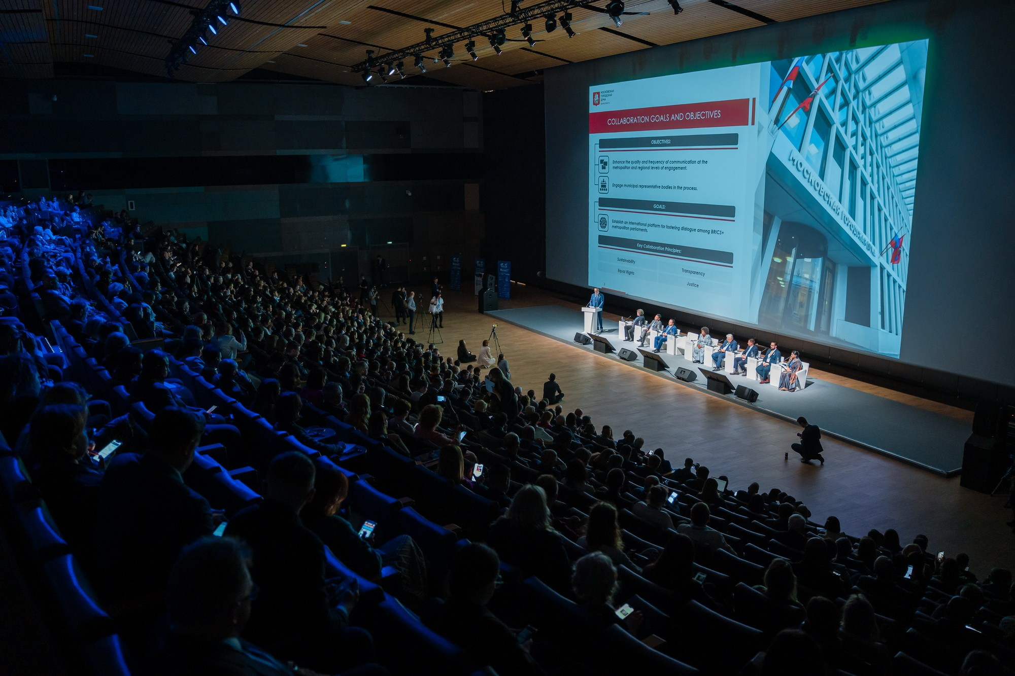 V ММФ БРИКС+ 2023. Фотограф Сергей Лукьяненко