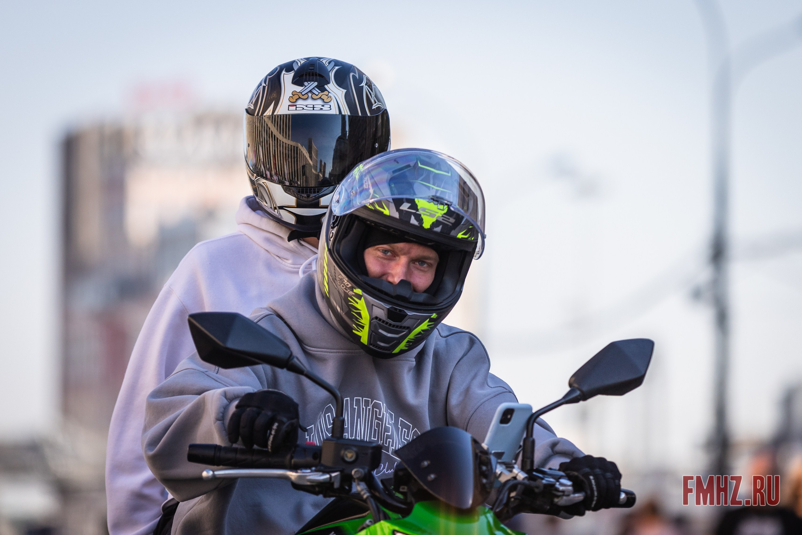 Закрытие Мотосезона 2023 на проспекте Академика Сахарова. Фотограф Владимир Охрименко