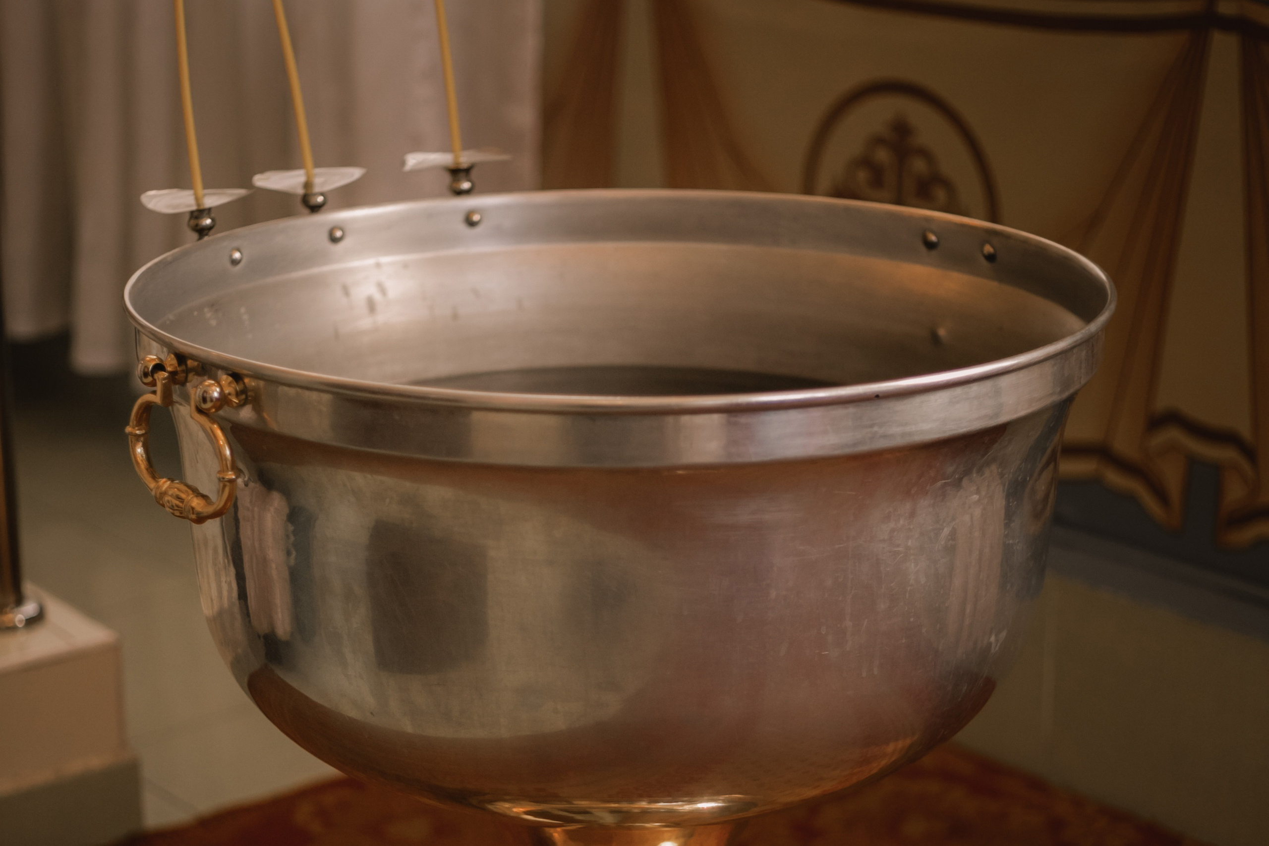 Кто может стать крестным?. Фотограф на Крещение и Венчание в Ташкенте