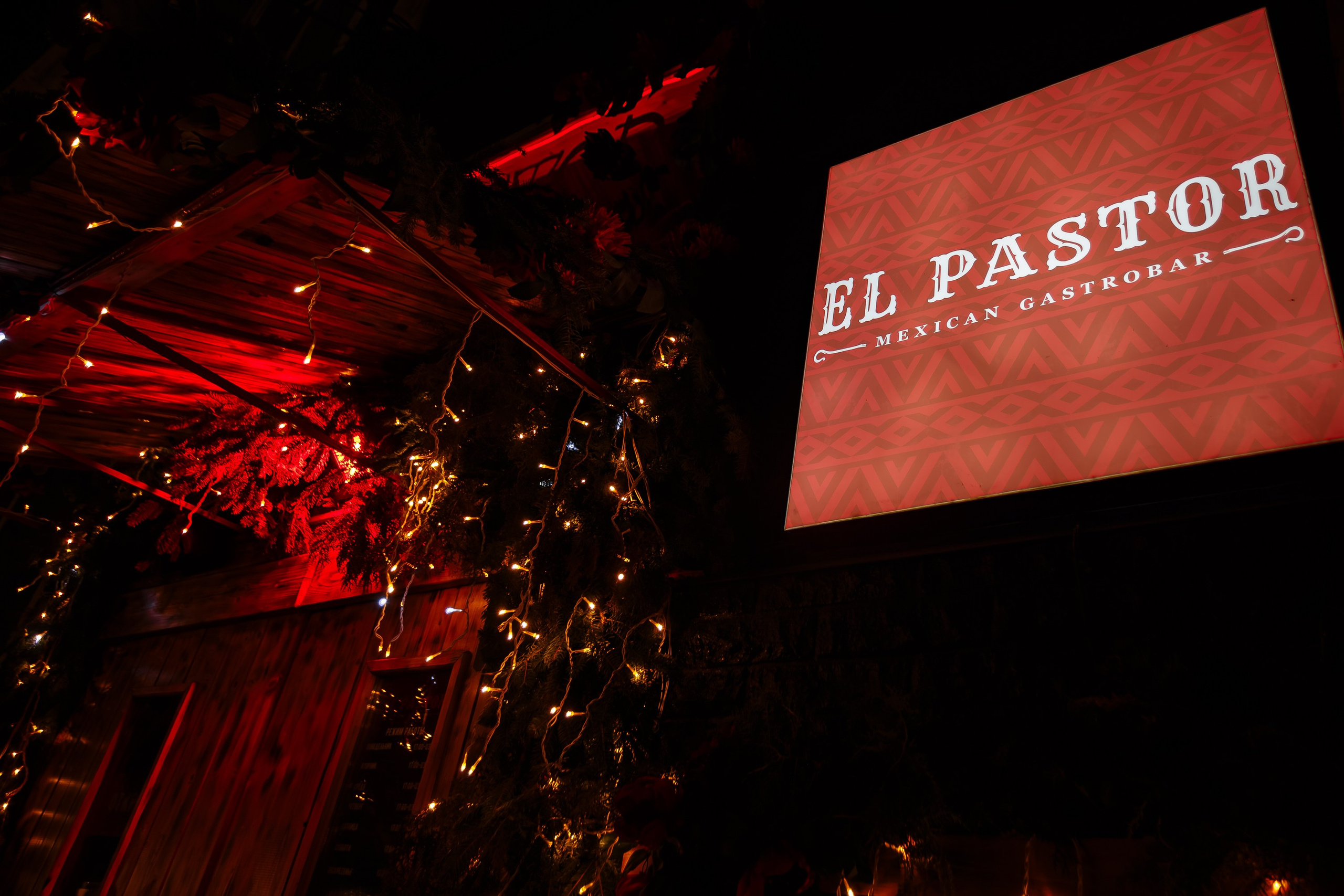 Последняя пятница_El Pastor_Симферополь_27.12.2024. Аминов Руслан | Фотограф