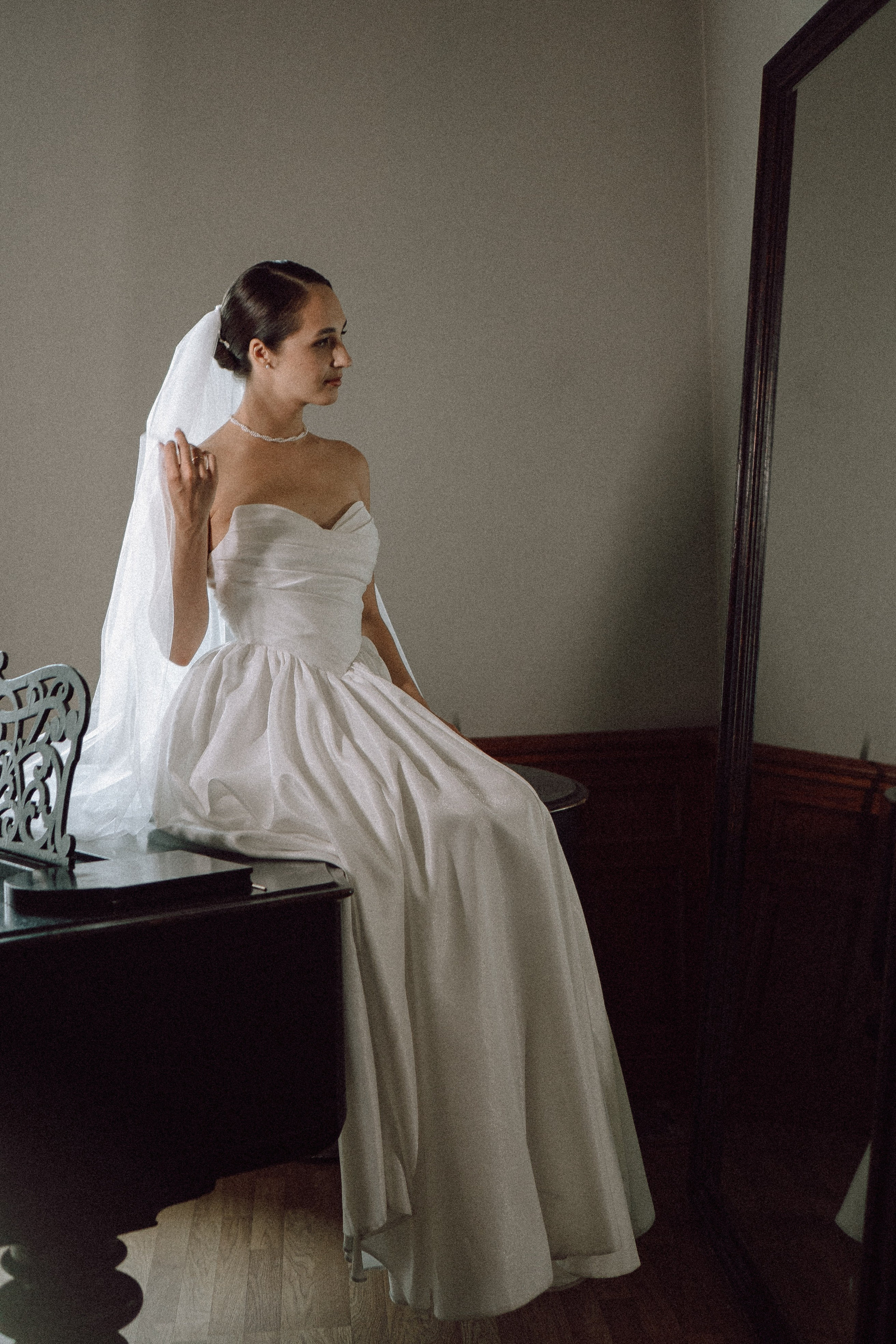 СВАДЕБНАЯ ПРОГУЛКА В САНТК-ПЕТЕРБУРГЕ (ИСАКИЕВСКИЙ СОБОР, ЗИМНЯЯ КАНАВКА, ЭРМИТАЖ И БОЛЬШАЯ МОРСКАЯ УЛИЦА). Профессиональный фотограф, Санкт-Петербург — Виктория Богомолова