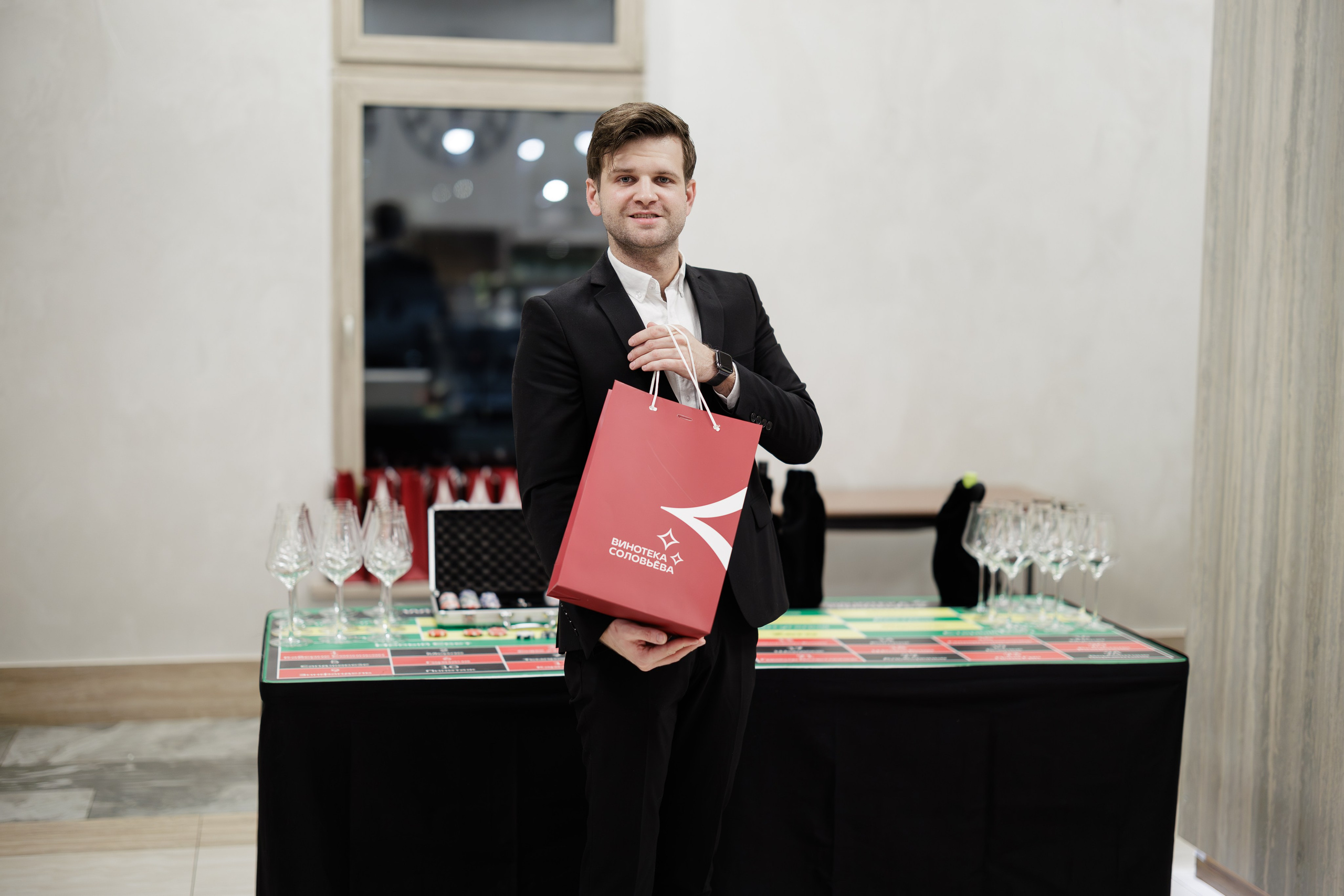 Человек года_Премия dk.ru. Контент для бизнеса в Екатеринбурге Полдень Медиа