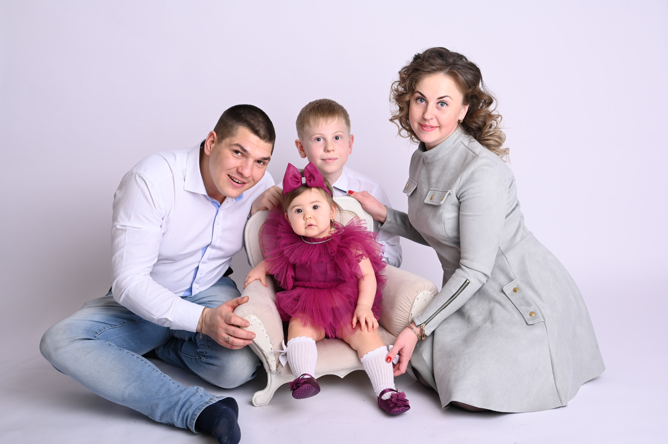 Семейные кадры. Фотосессия на годик в Москве. Фотограф годовасия