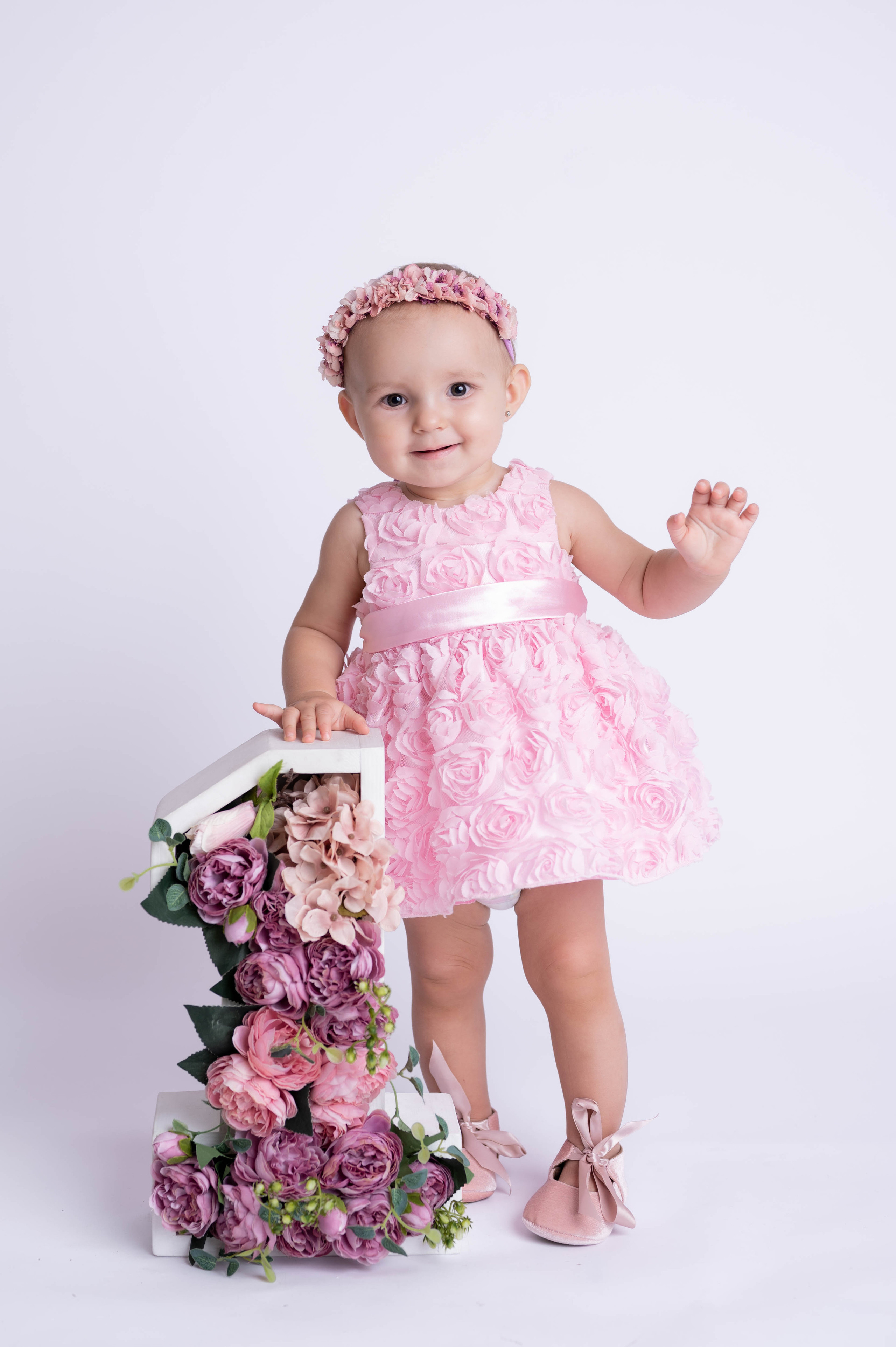 Фотосессия на годик для девочки. Фотосессия на годик в Москве. Фотограф годовасия