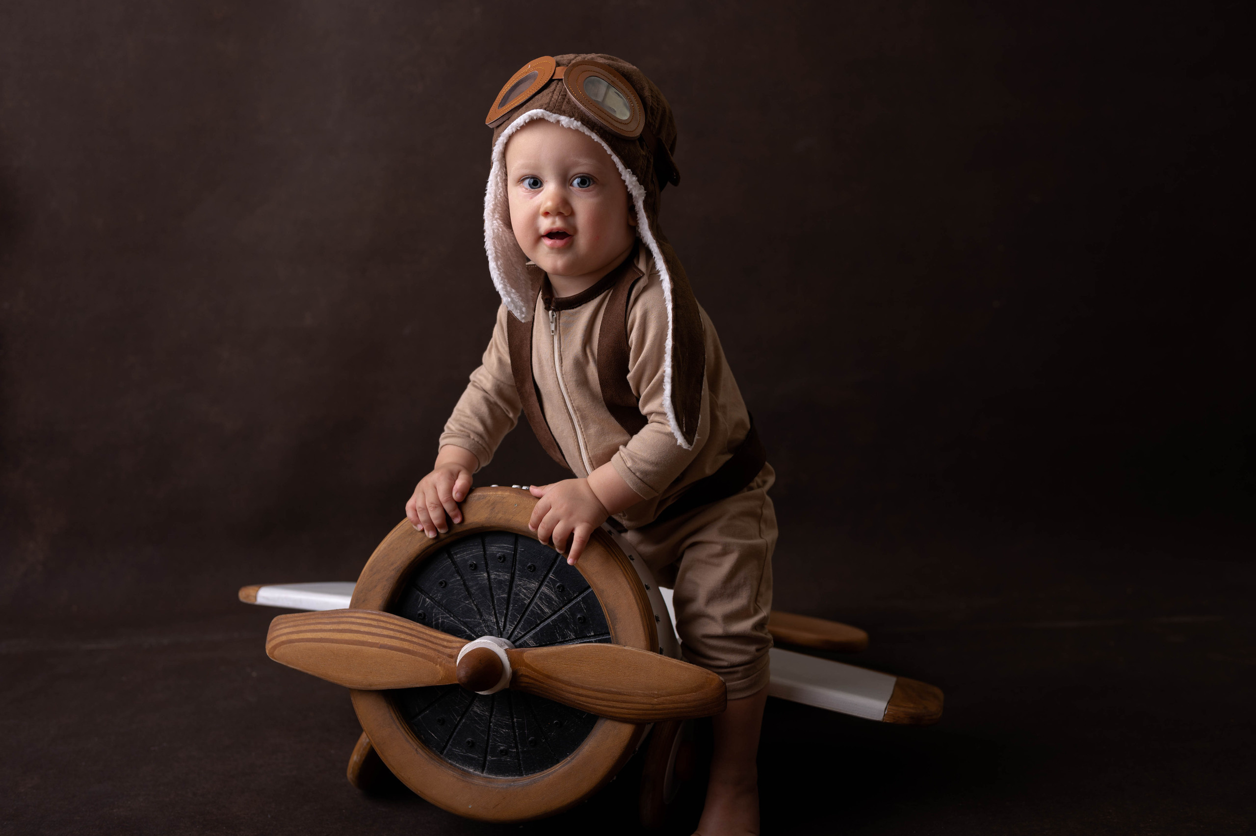 Фотосессия на годик для мальчика. Фотосессия на годик в Москве. Фотограф годовасия