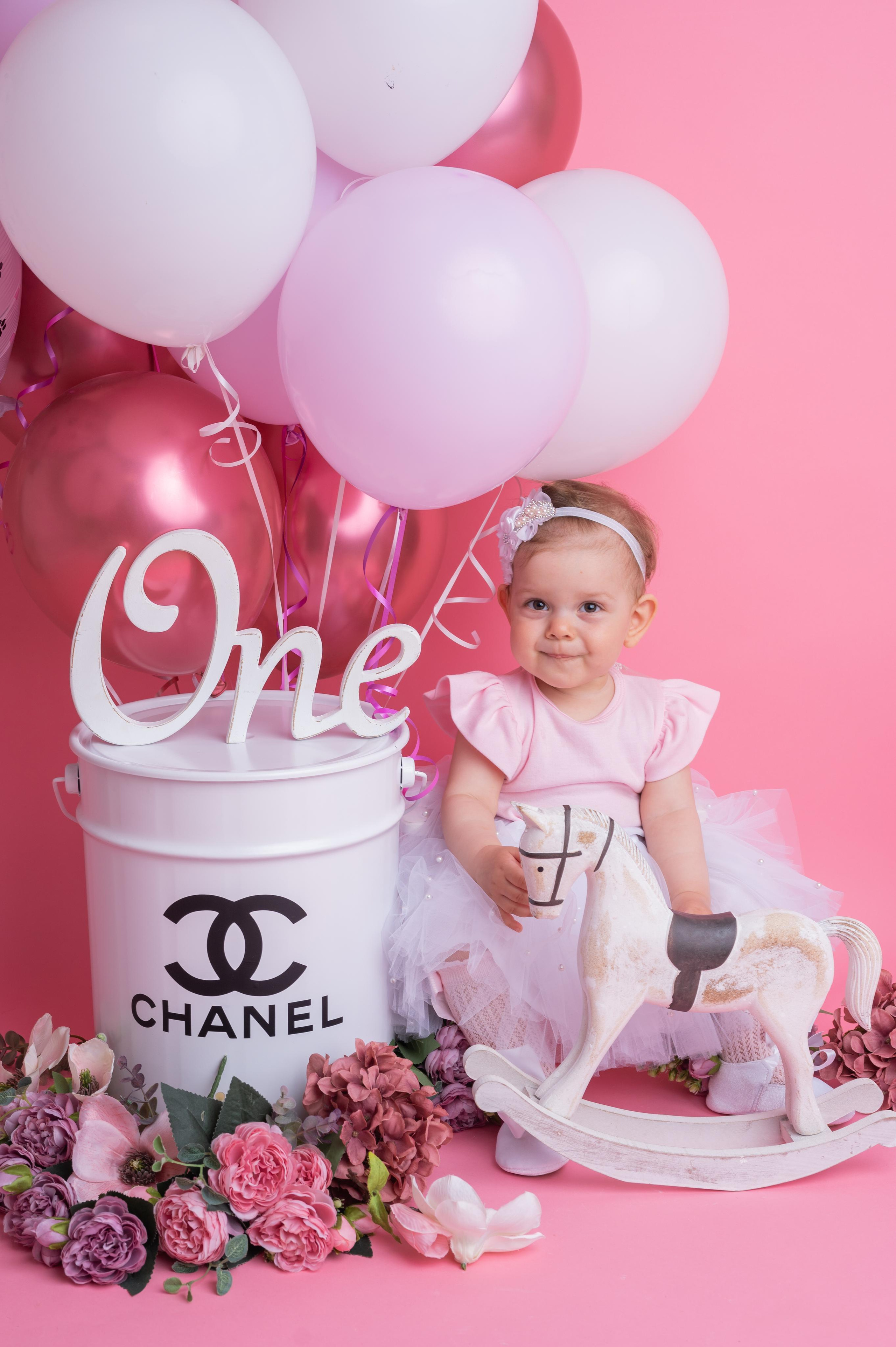 Фотосессия на годик для девочки. Фотосессия на годик в Москве. Фотограф годовасия