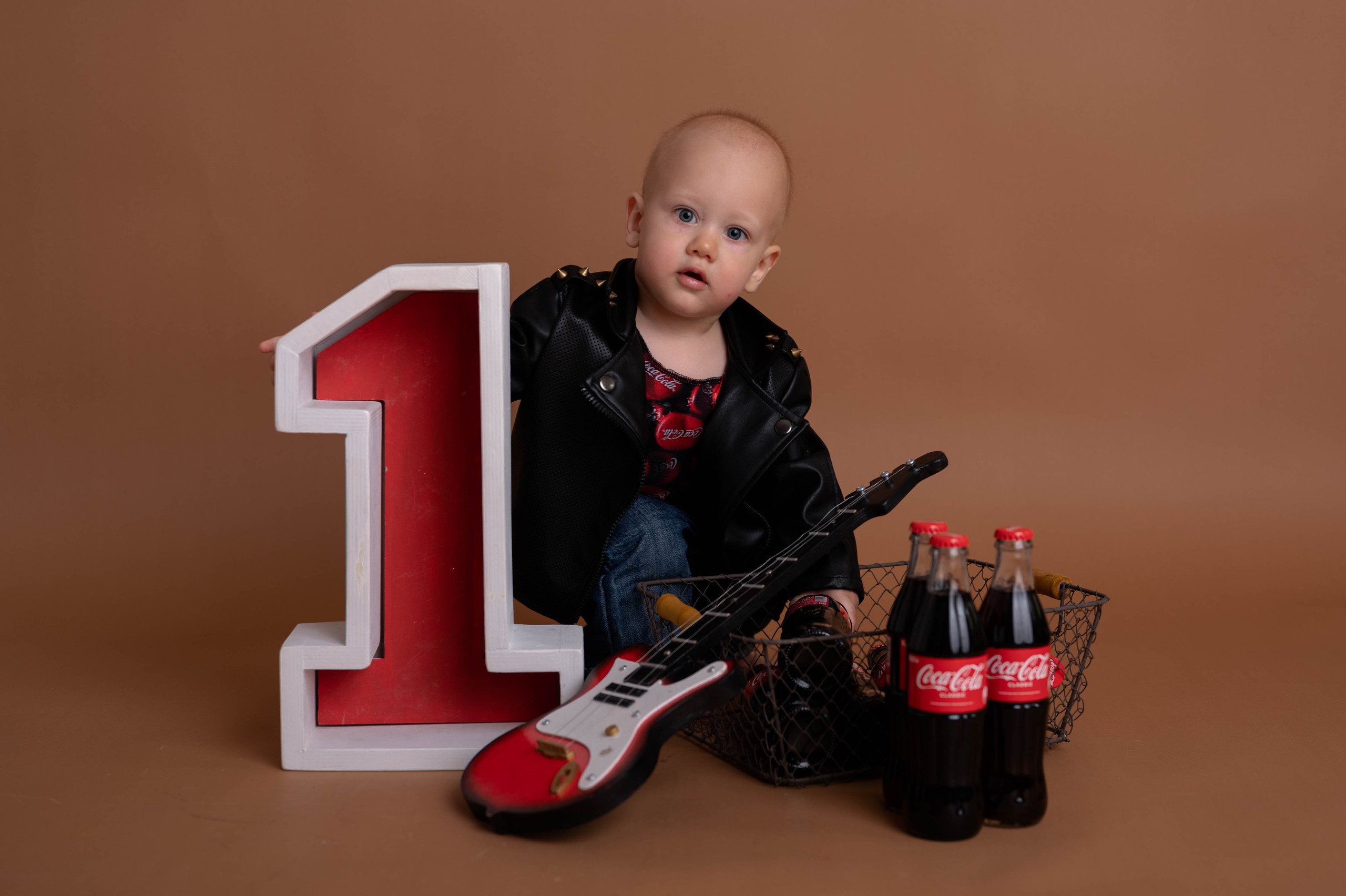 Фотосессия на годик для мальчика. Фотосессия на годик в Москве. Фотограф годовасия