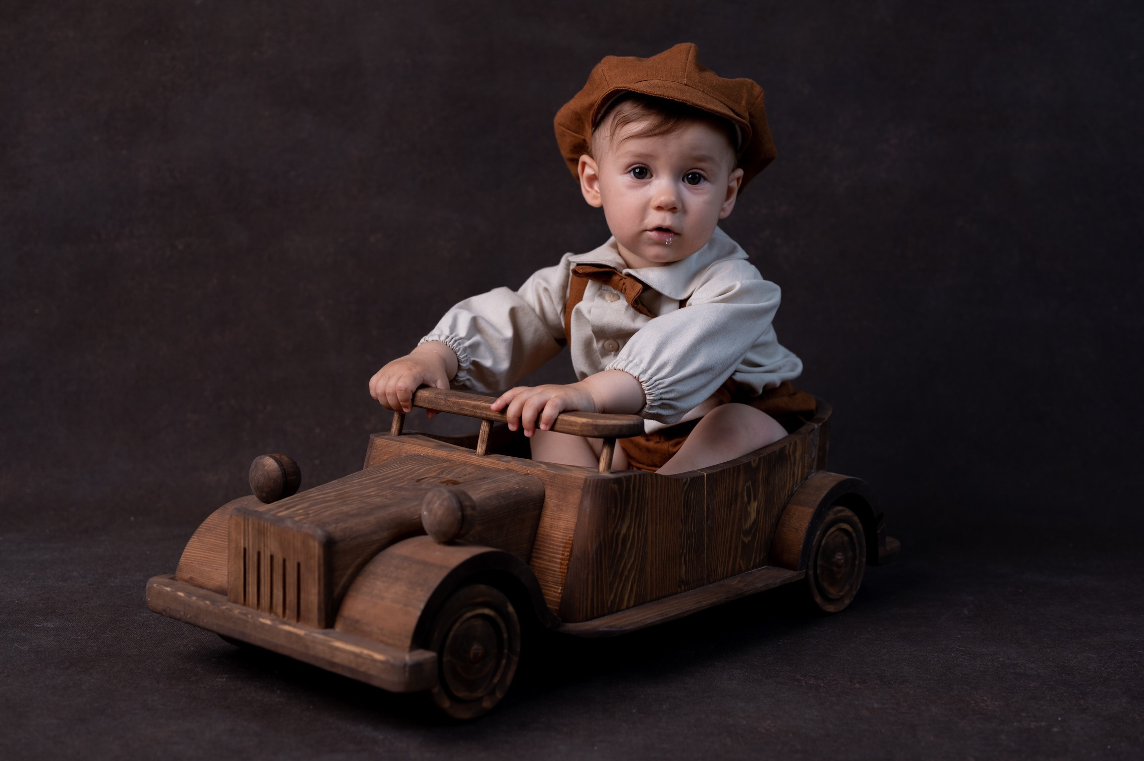 Фотосессия на годик для мальчика. Фотосессия на годик в Москве. Фотограф годовасия