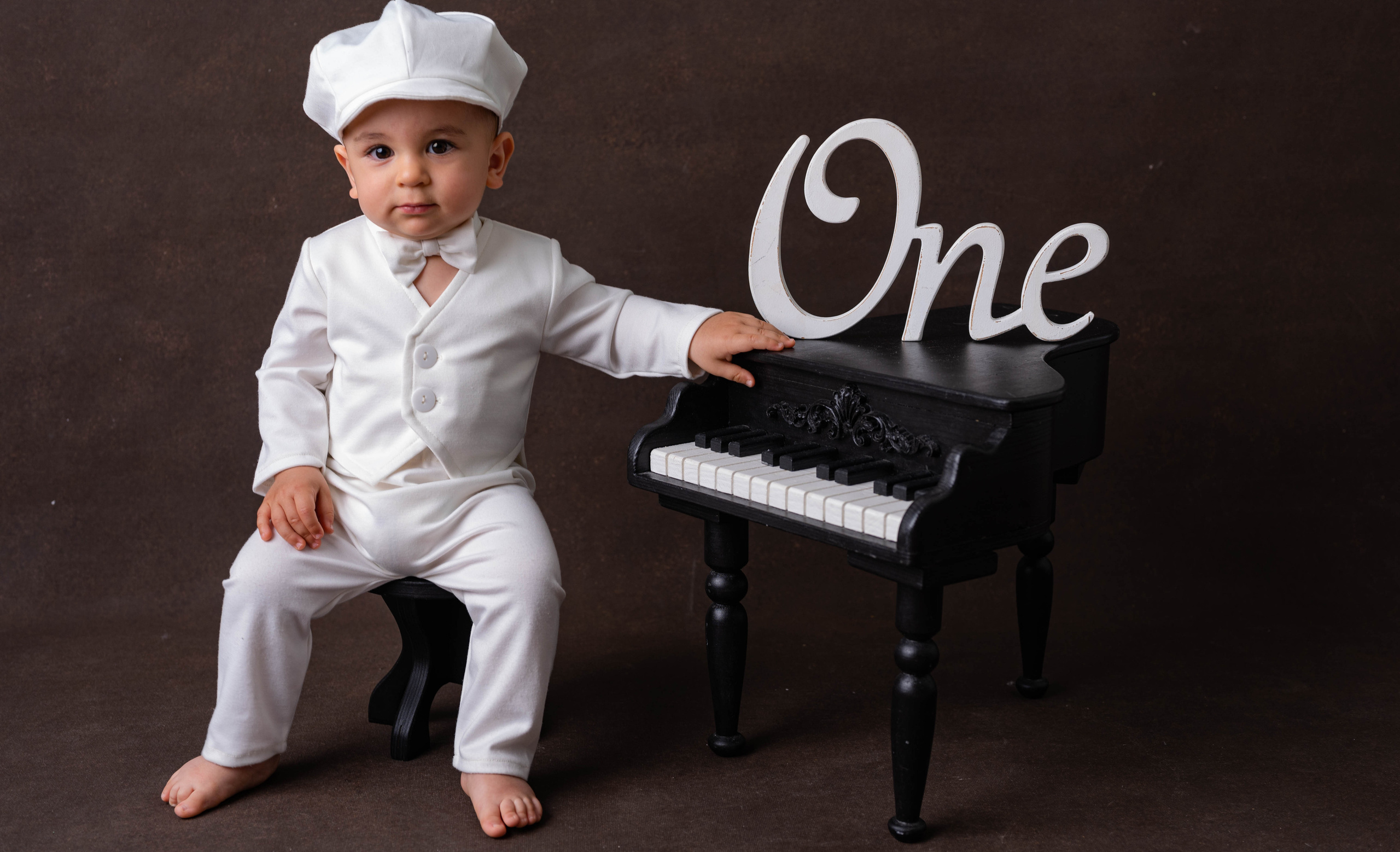 Фотосессия на годик для мальчика. Фотосессия на годик в Москве. Фотограф годовасия