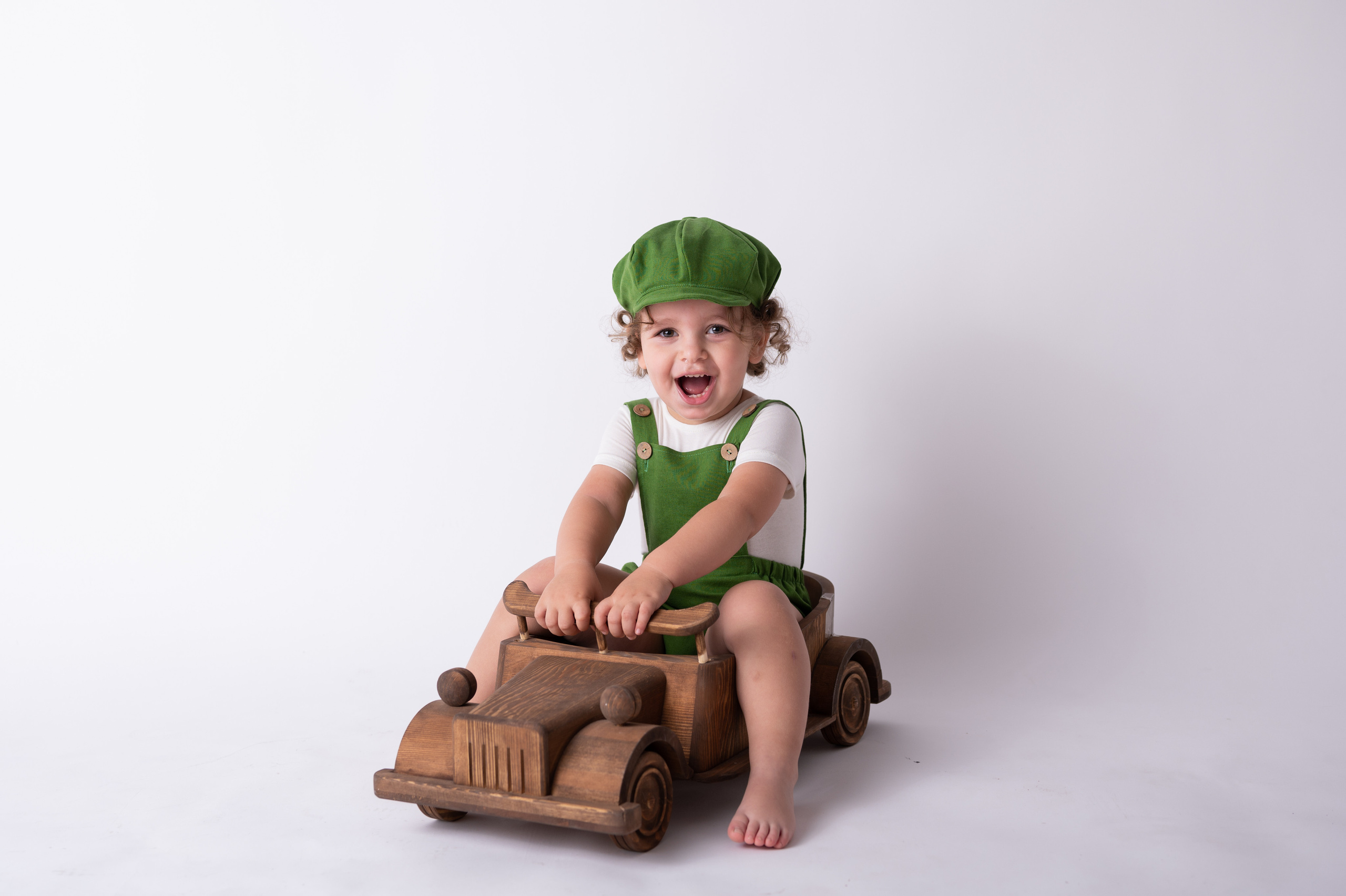 Фотосессия на годик для мальчика. Фотосессия на годик в Москве. Фотограф годовасия