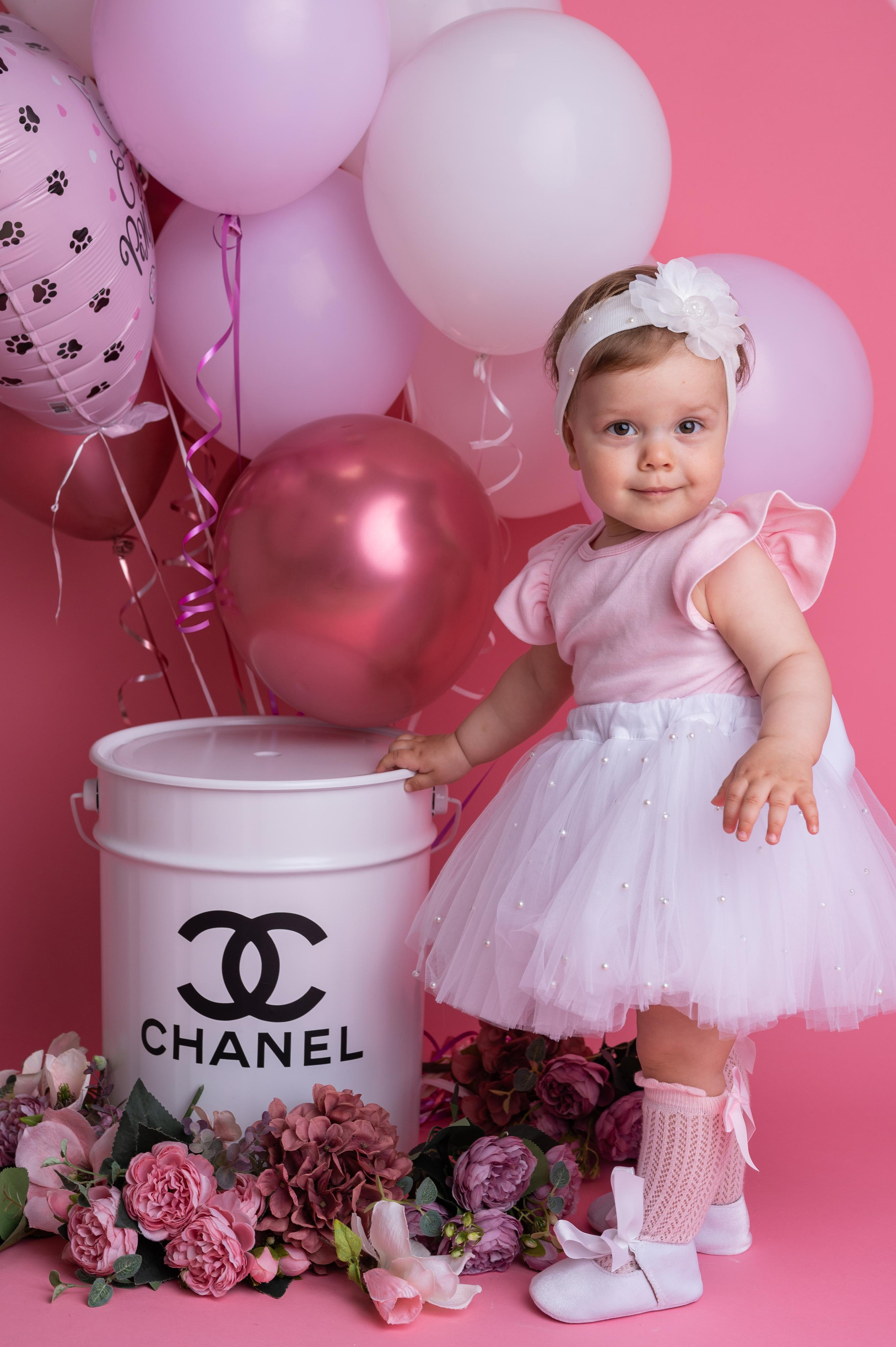 Фотосессия на годик для девочки. Фотосессия на годик в Москве. Фотограф годовасия