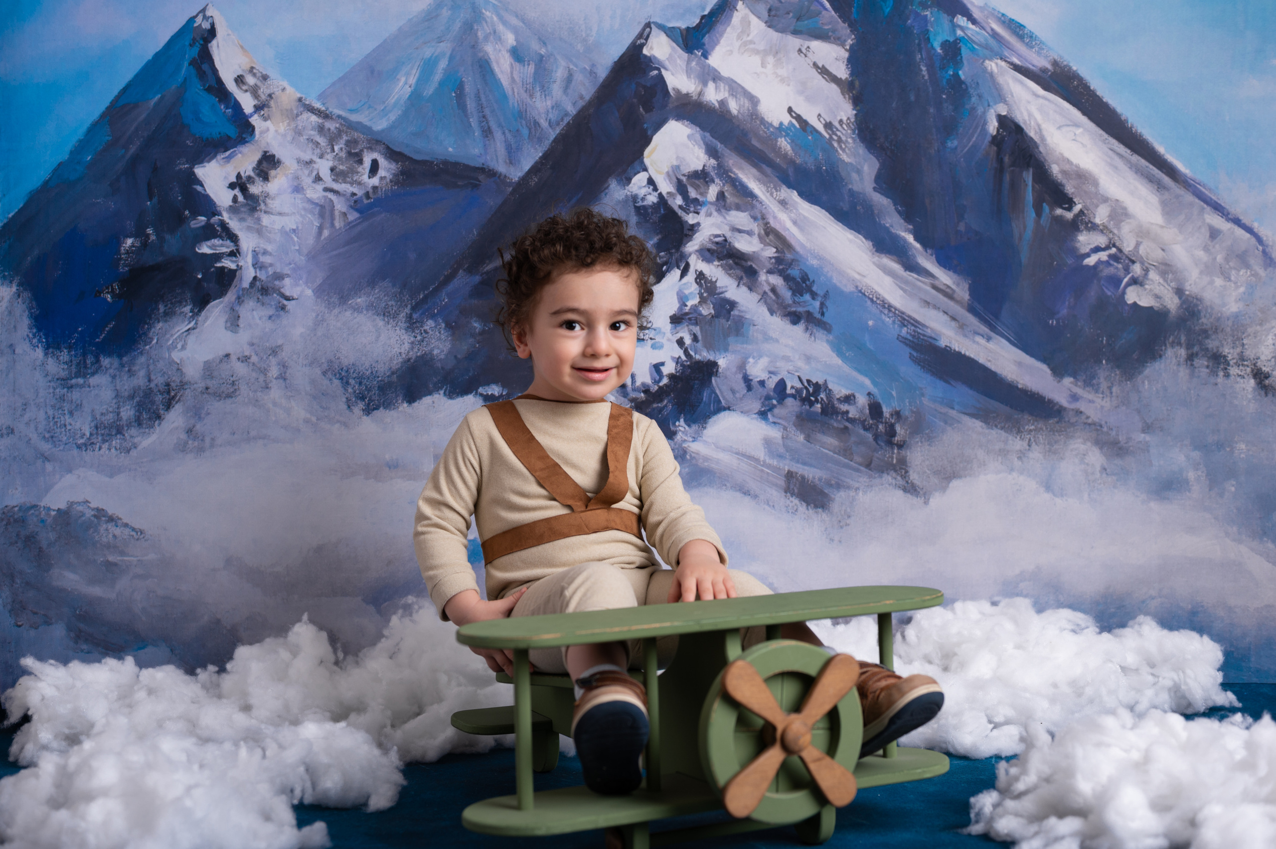 Фотосессия на годик для мальчика. Фотосессия на годик в Москве. Фотограф годовасия