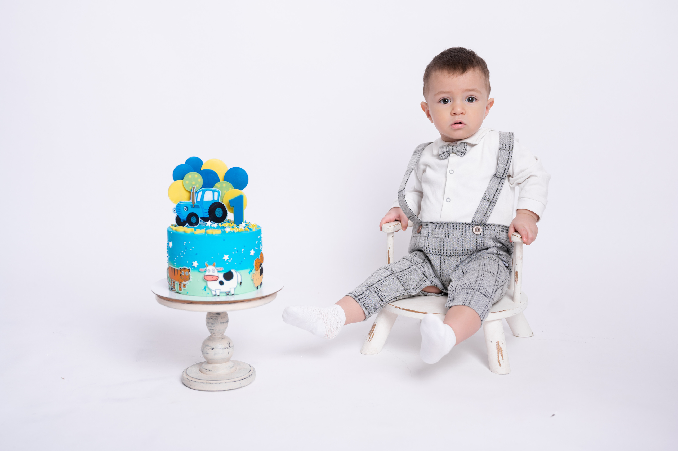 Фотосессия на годик для мальчика. Фотосессия на годик в Москве. Фотограф годовасия