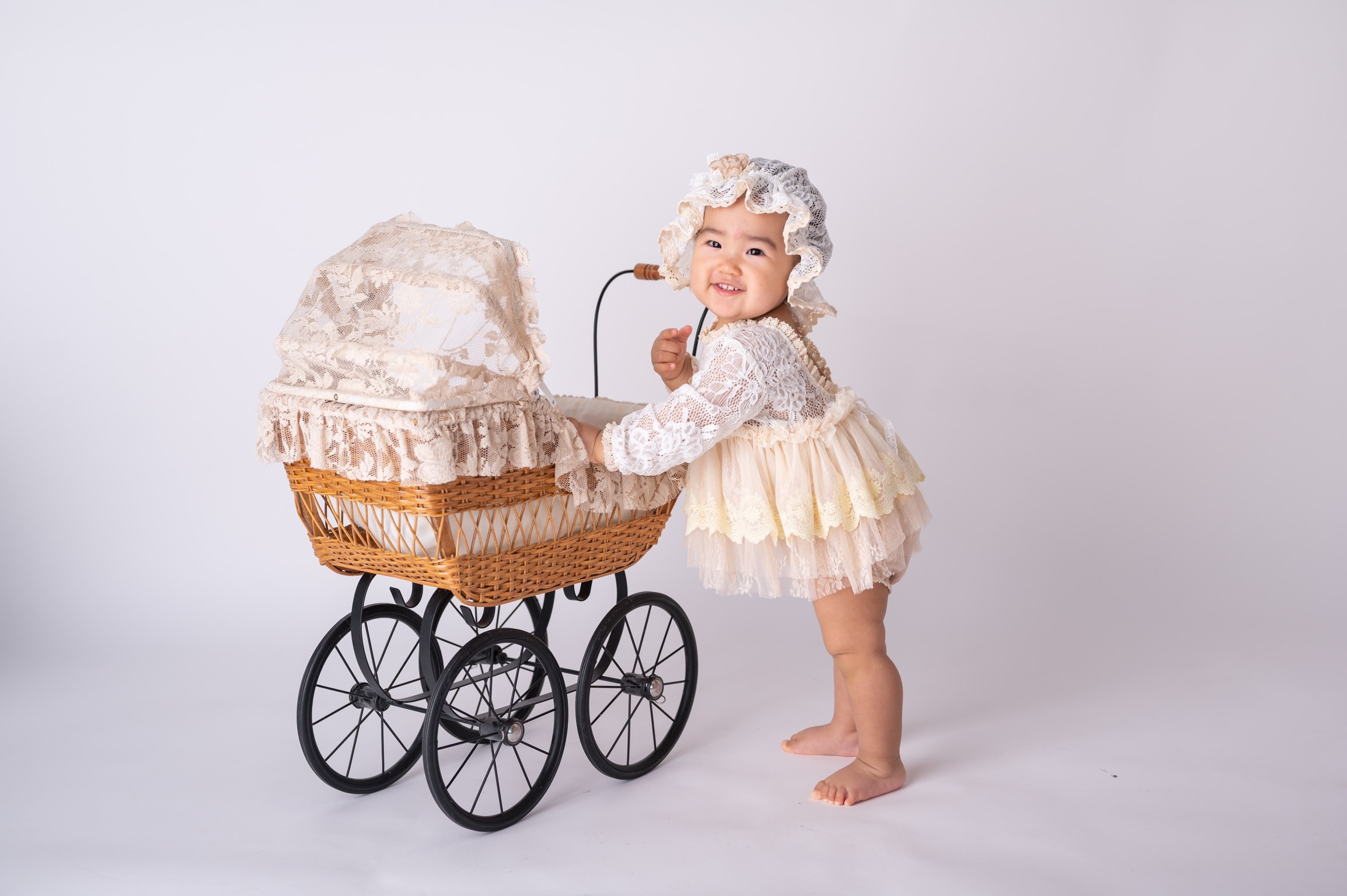 Фотосессия на годик для девочки. Фотосессия на годик в Москве. Фотограф годовасия