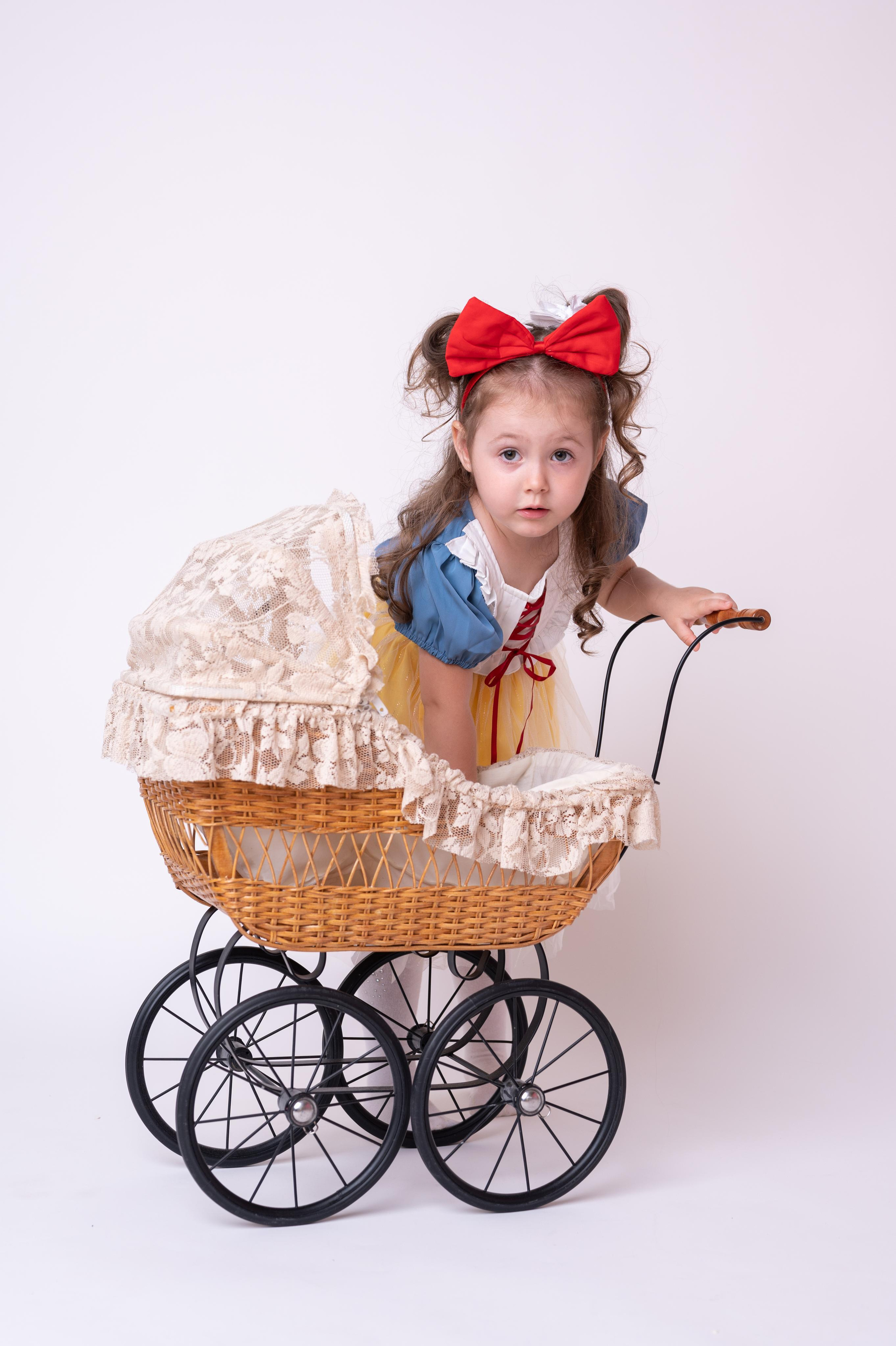 Фотосессия на годик для девочки. Фотосессия на годик в Москве. Фотограф годовасия