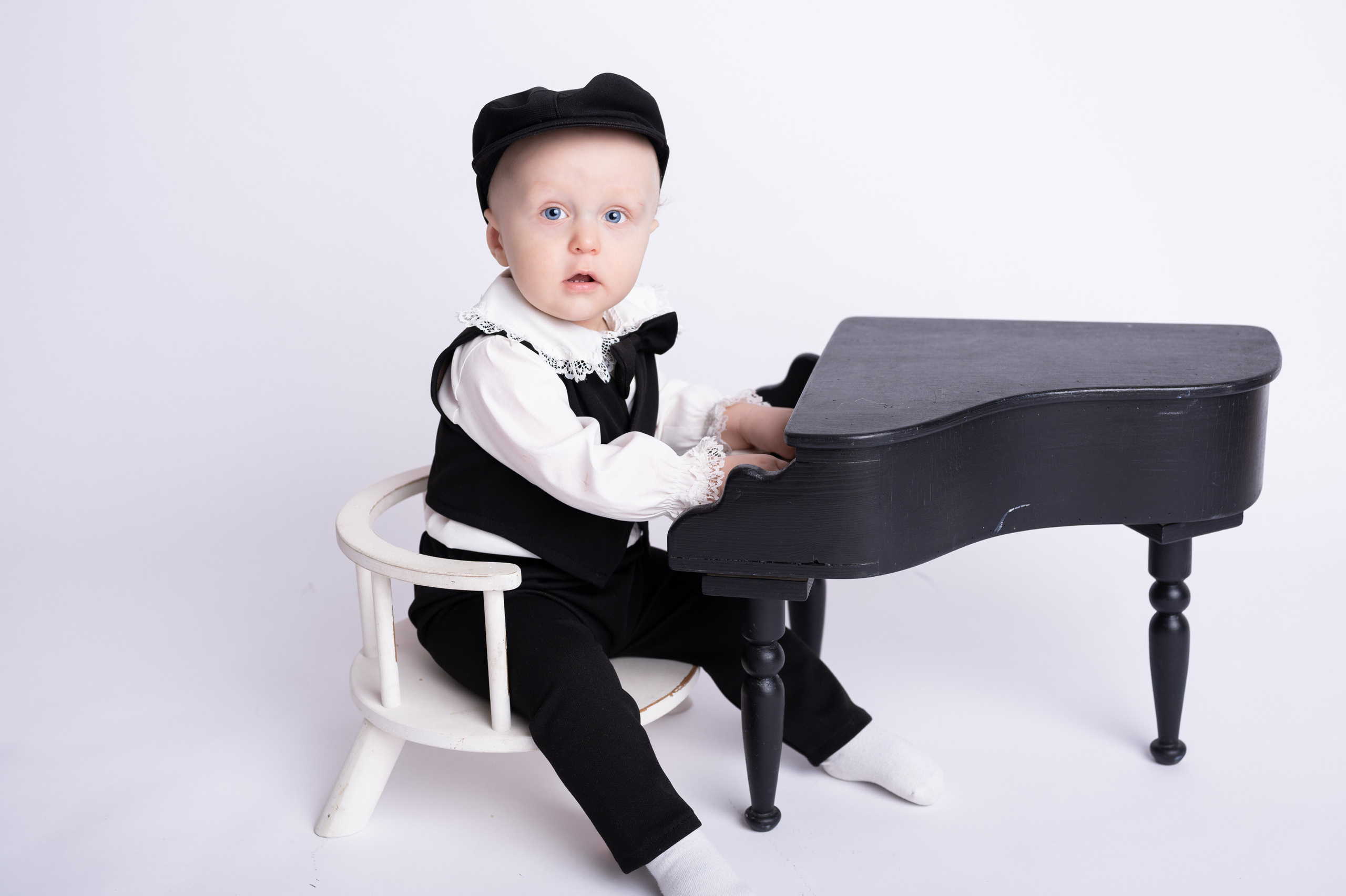 Фотосессия на годик для мальчика. Фотосессия на годик в Москве. Фотограф годовасия