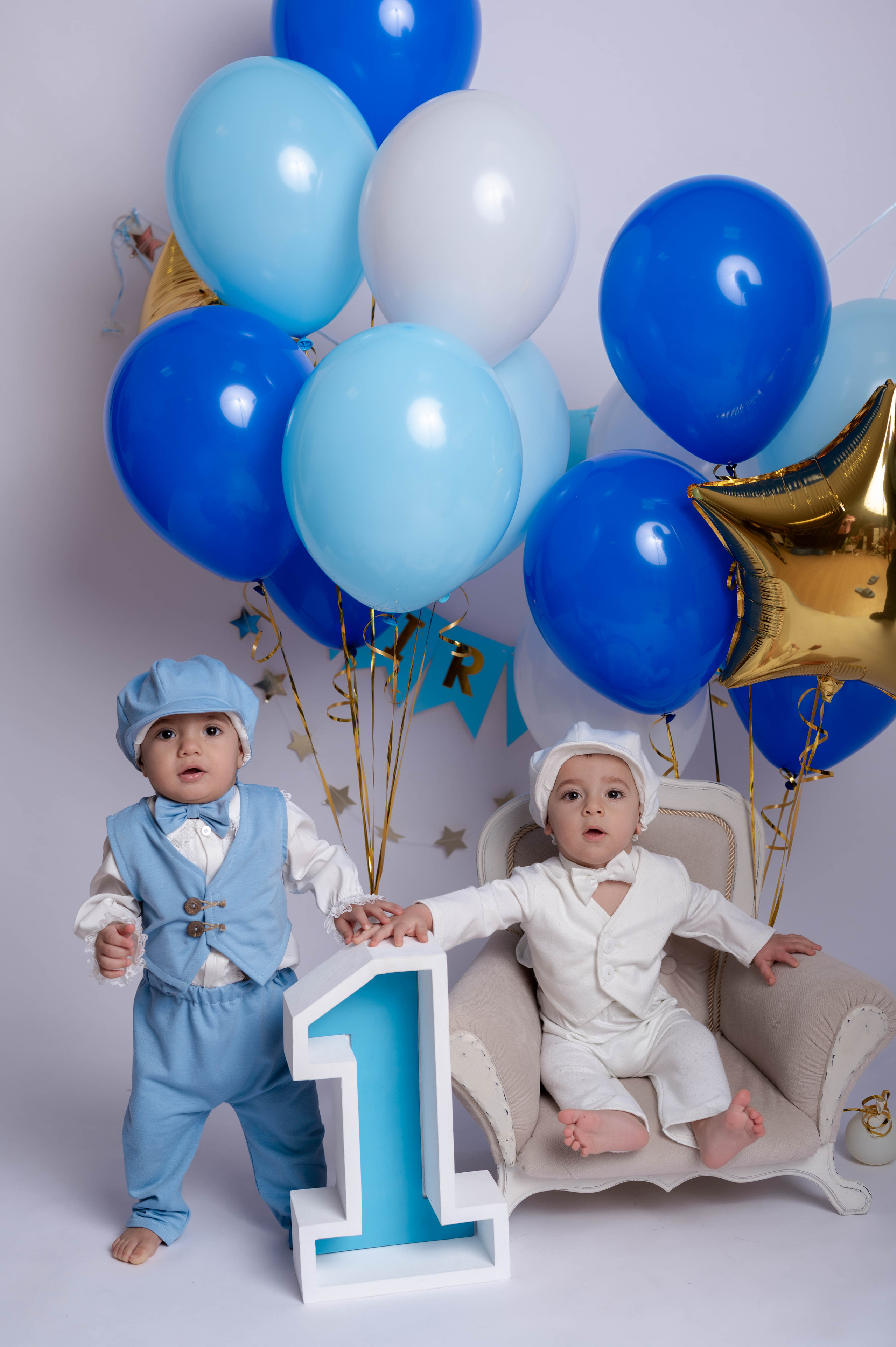 Фотосессия на годик для мальчика. Фотосессия на годик в Москве. Фотограф годовасия