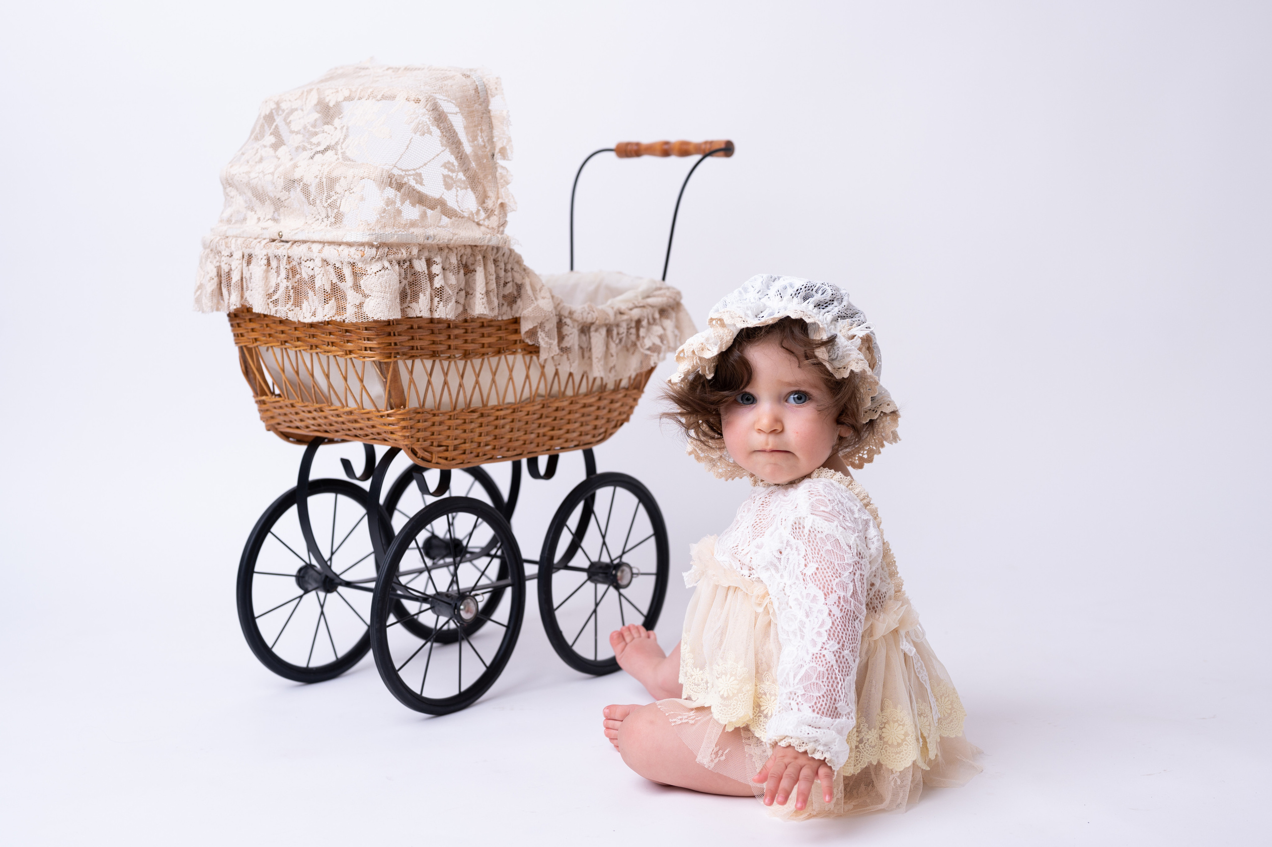 Фотосессия на годик для девочки. Фотосессия на годик в Москве. Фотограф годовасия