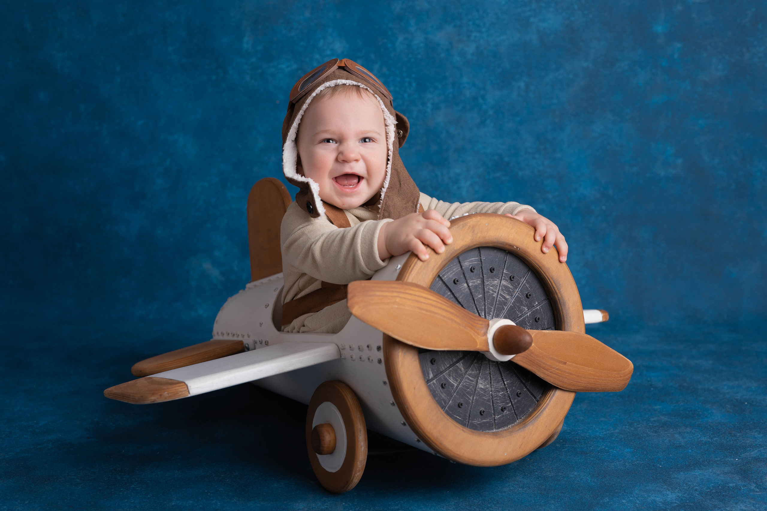 Фотосессия на годик для мальчика. Фотосессия на годик в Москве. Фотограф годовасия