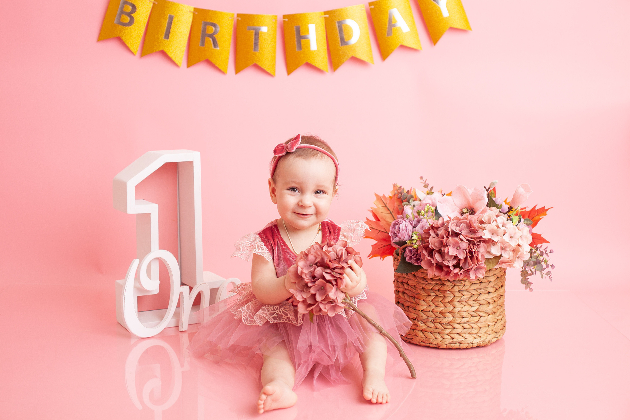 Фотосессия на годик для девочки. Фотосессия на годик в Москве. Фотограф годовасия