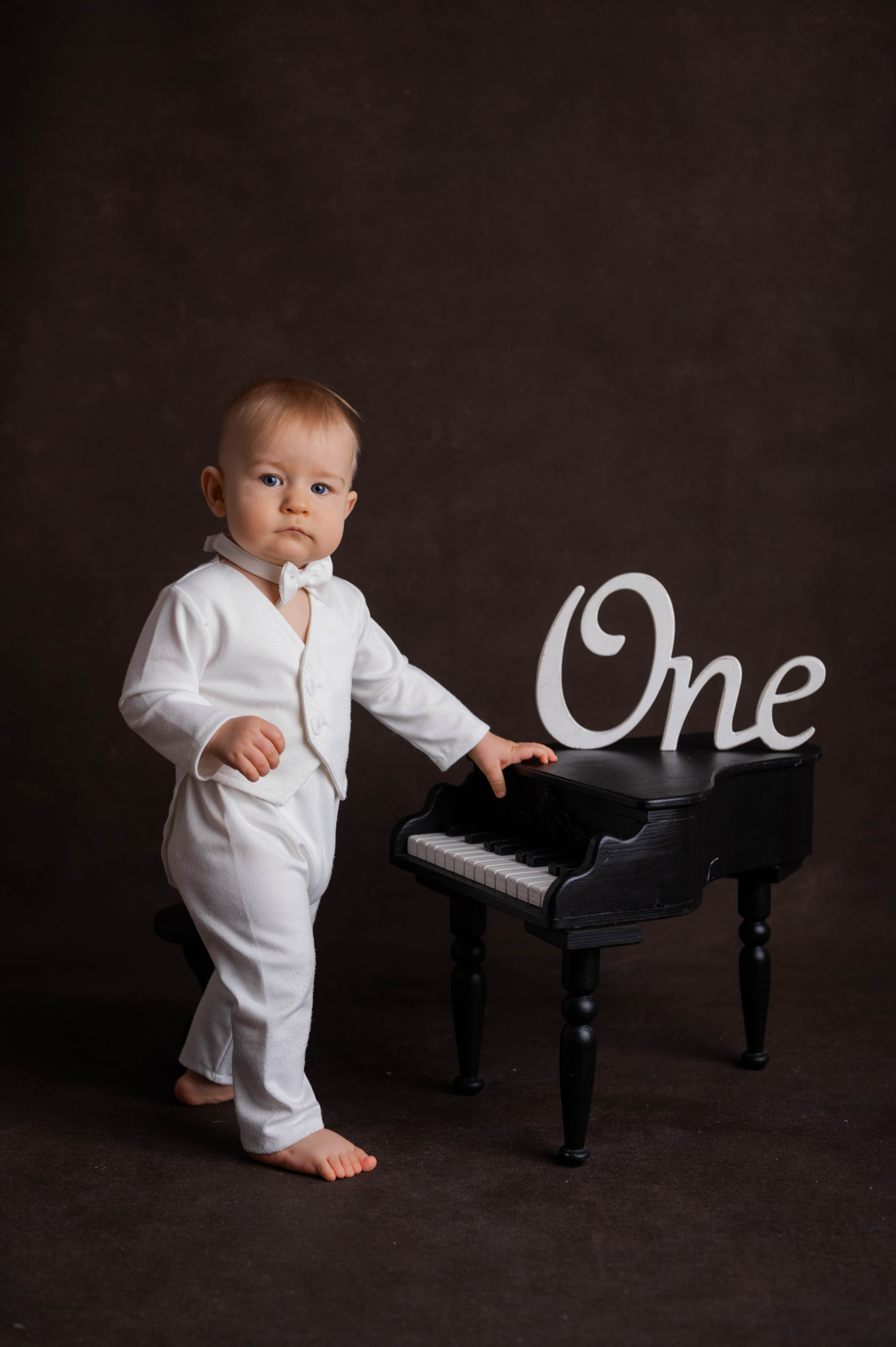 Фотосессия на годик для мальчика. Фотосессия на годик в Москве. Фотограф годовасия