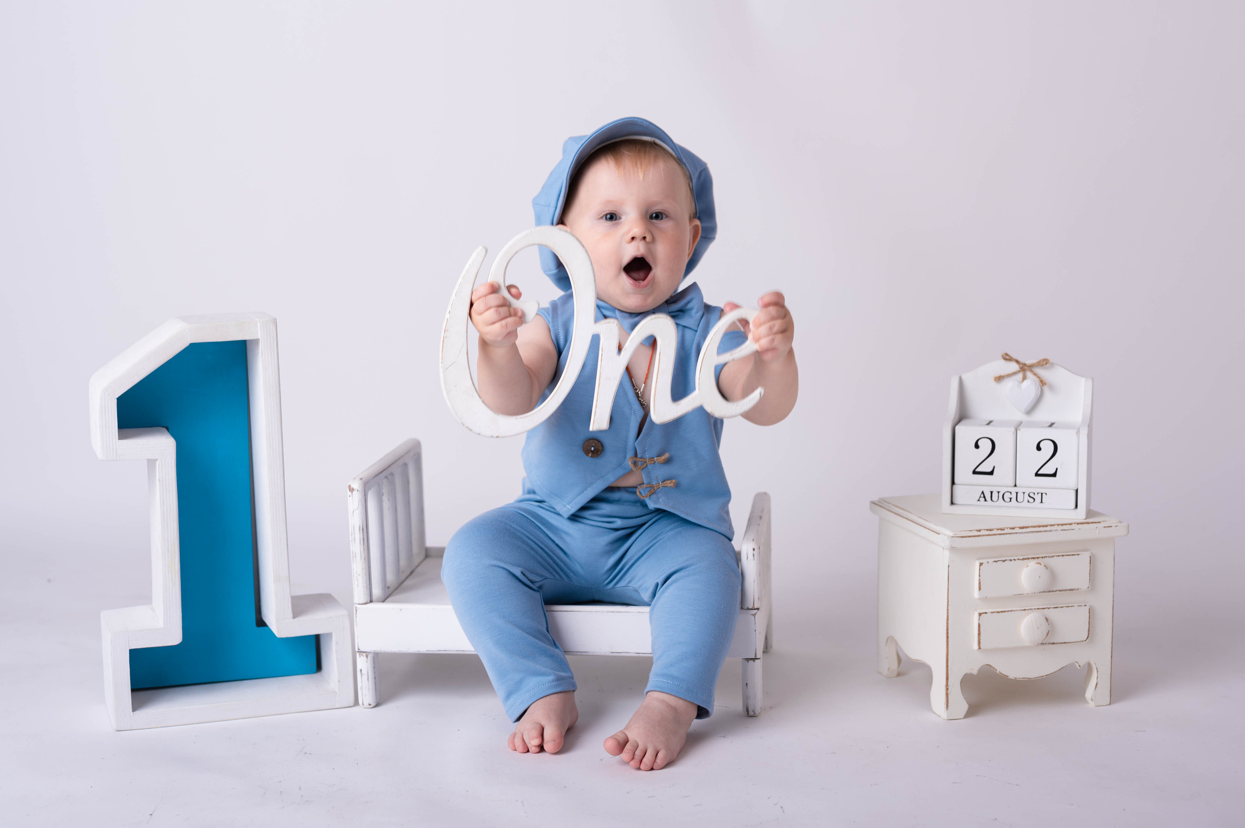 Фотосессия на годик для мальчика. Фотосессия на годик в Москве. Фотограф годовасия