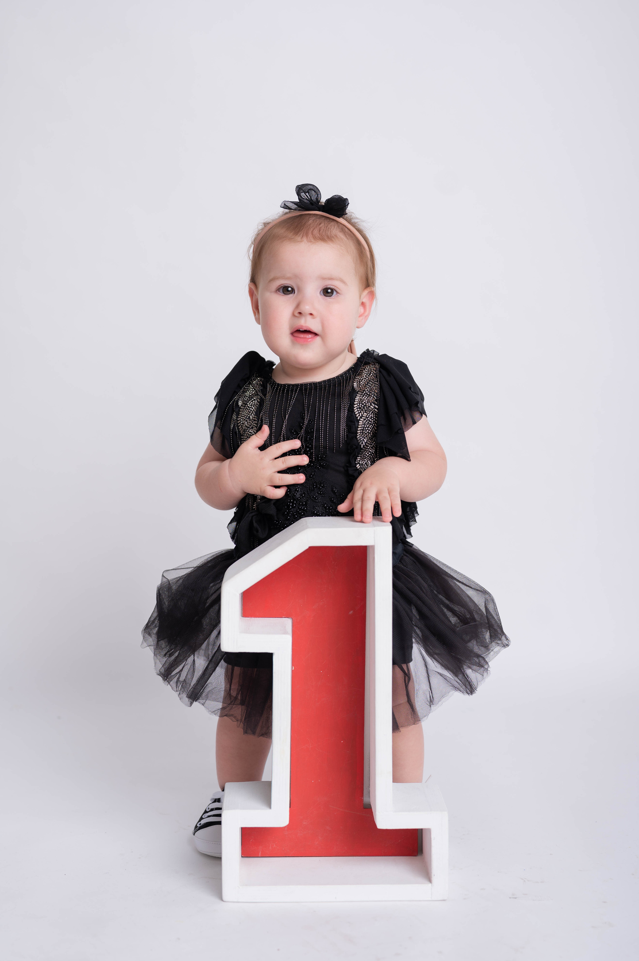 Фотосессия на годик для девочки. Фотосессия на годик в Москве. Фотограф годовасия