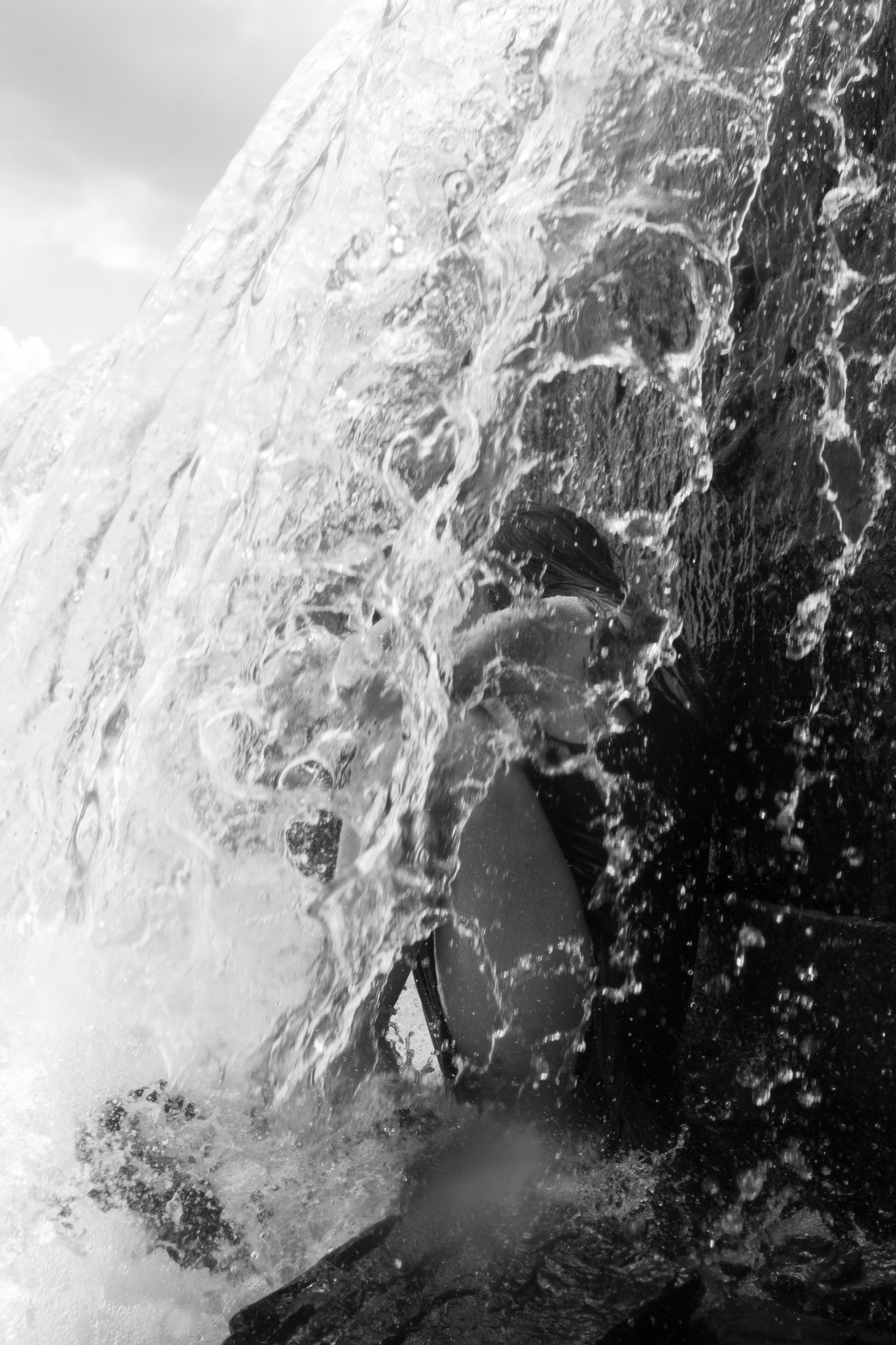 Дарна на водопаде. Фотограф Коробова Екатерина