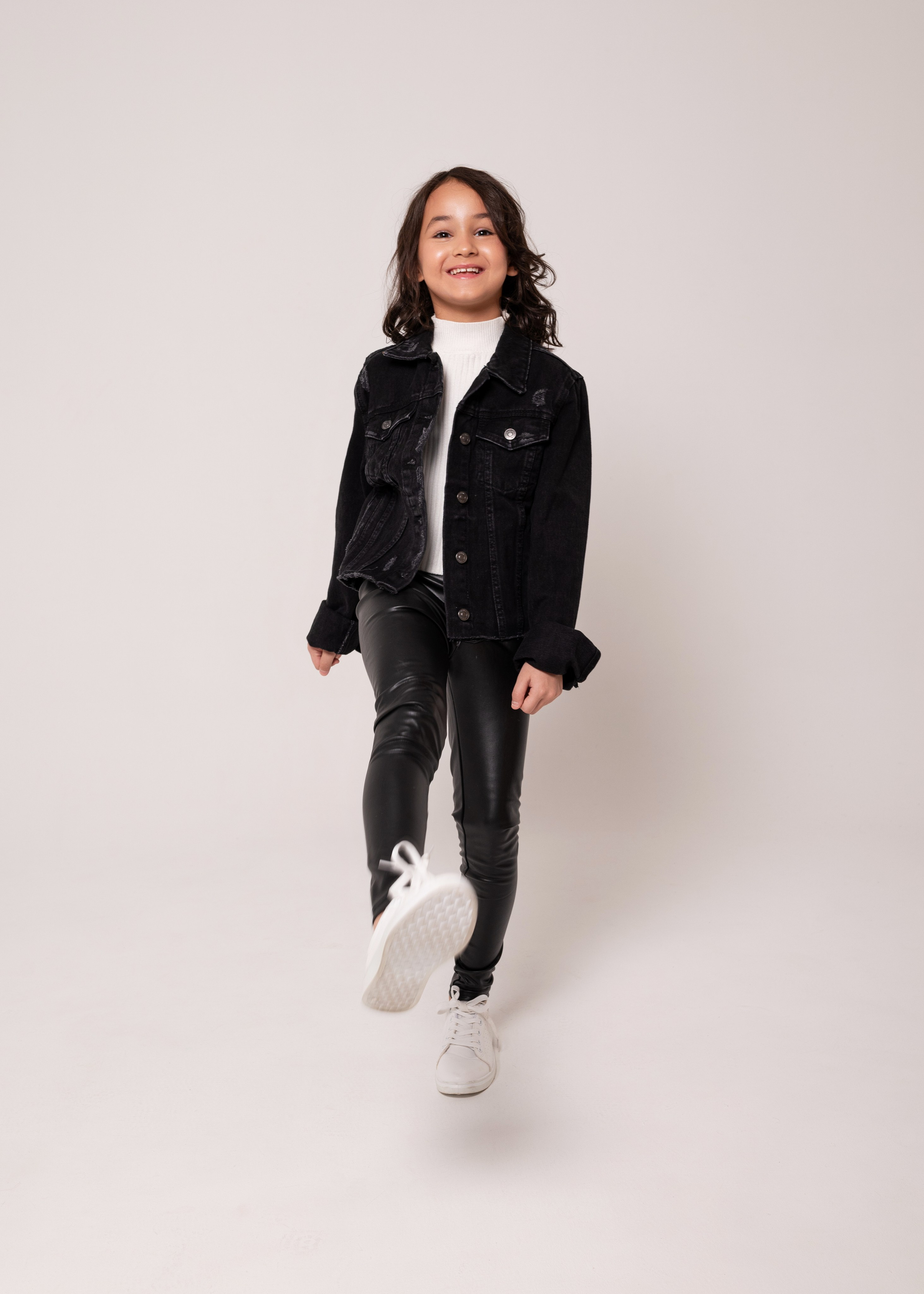 Модельное портфолио. Фотограф Москва Виктория Вишневская актерское / модельное портфолио