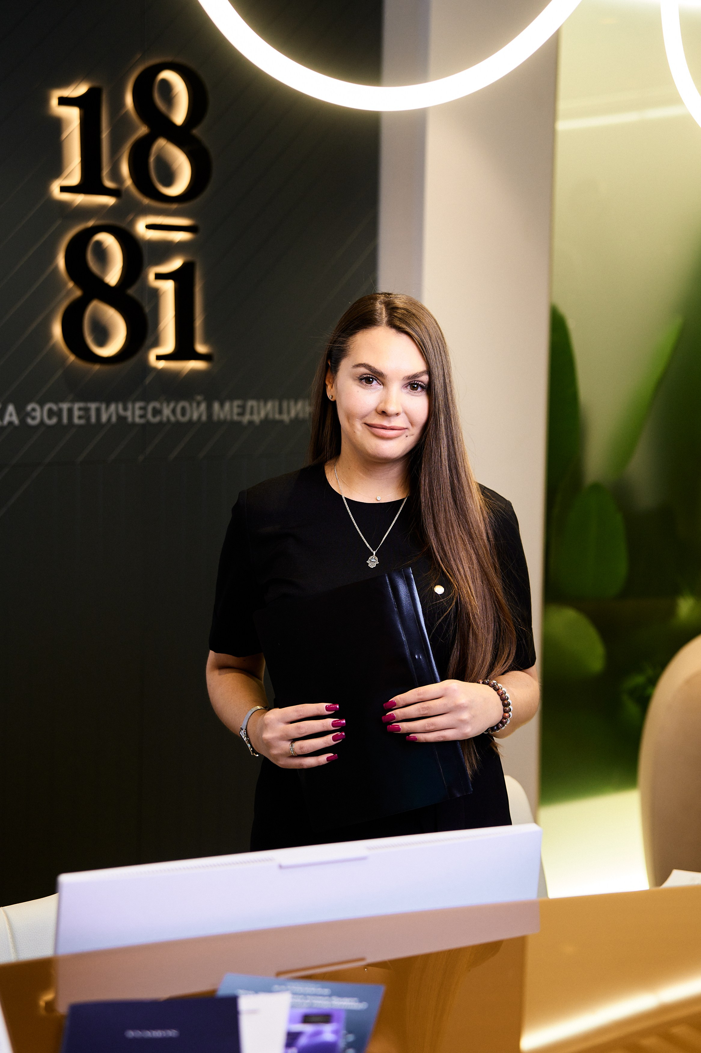 Интерьерная съемка 1881. Фотограф в Хабаровске