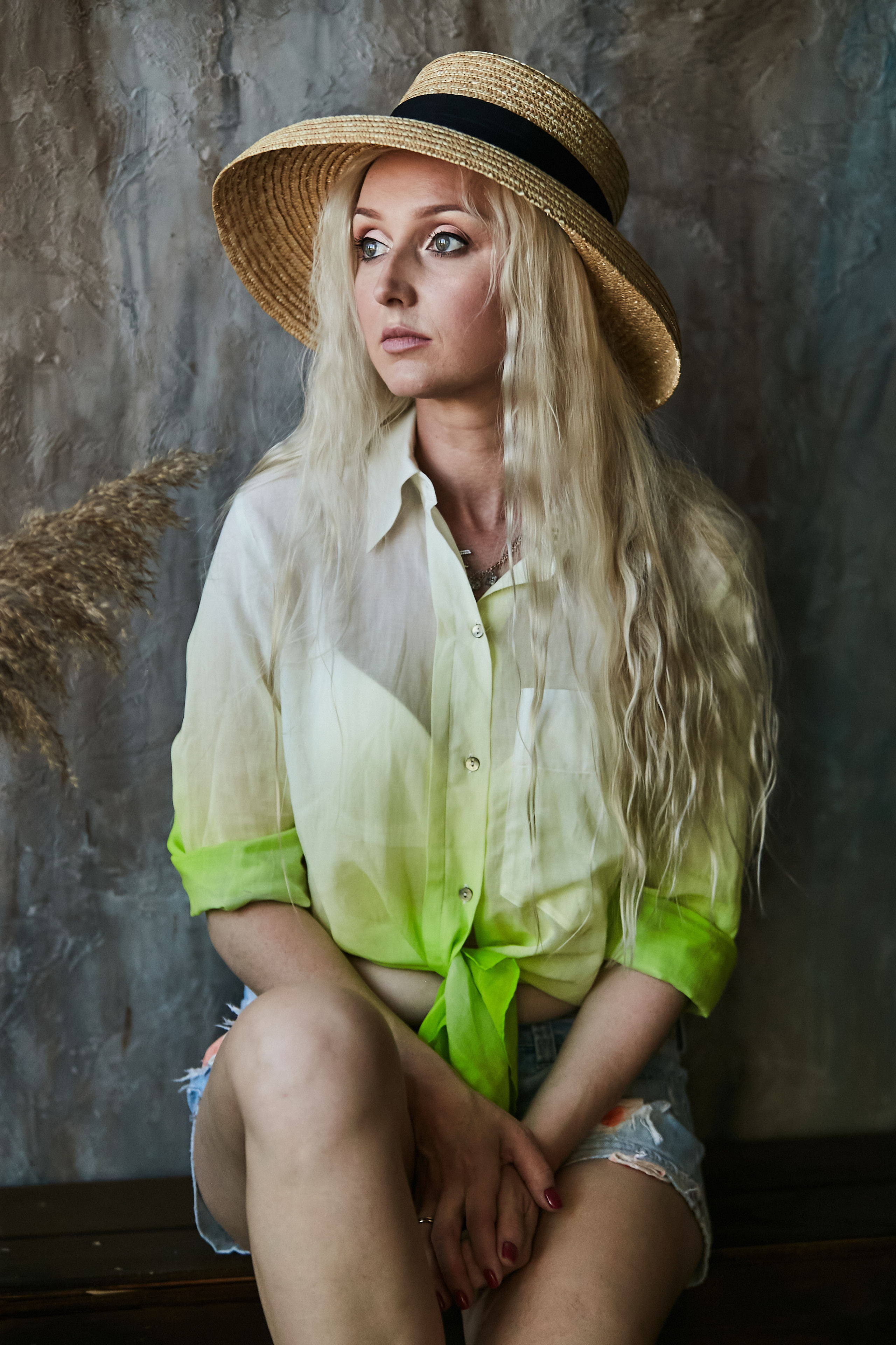 Володя, Юля и дети