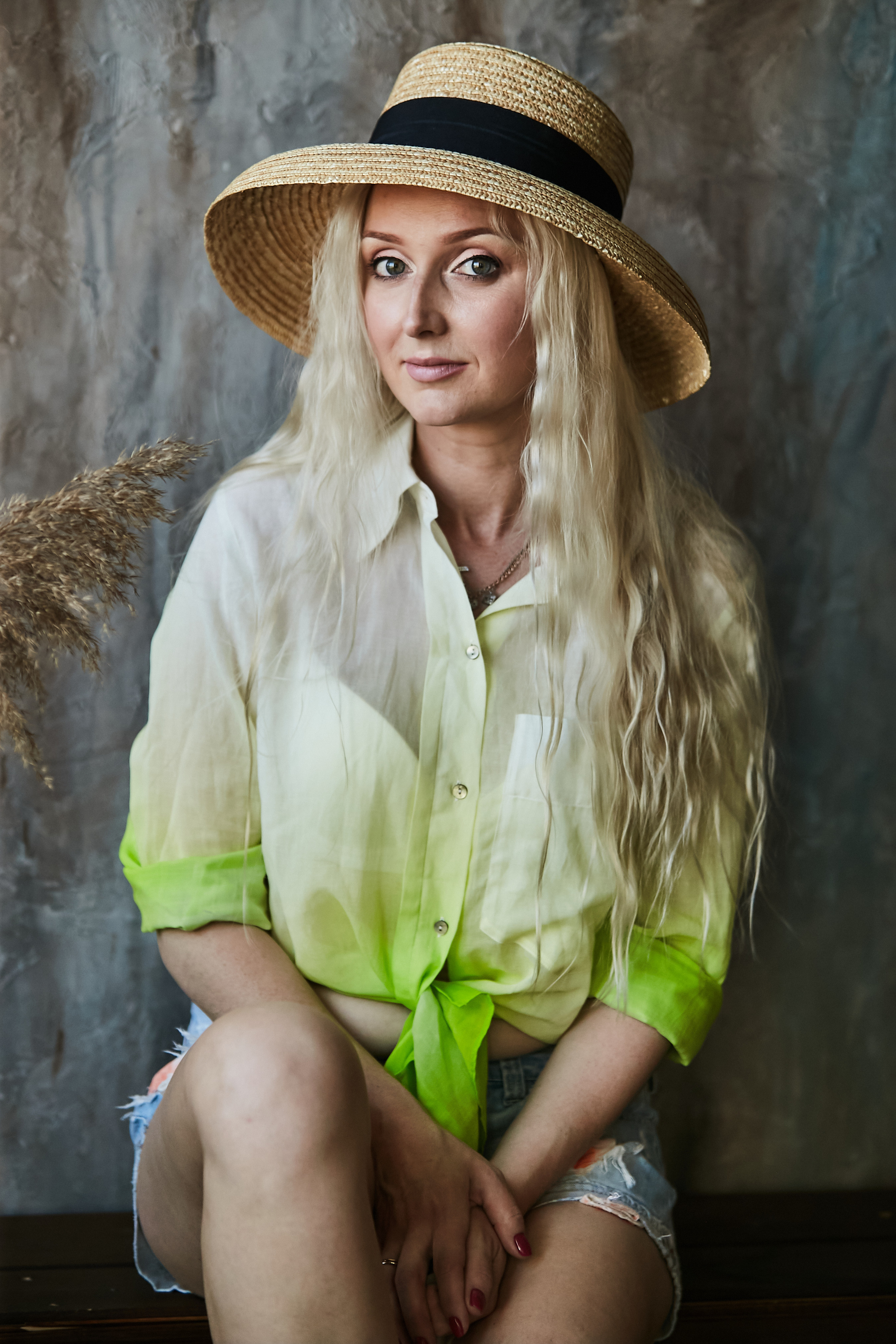 Володя, Юля и дети