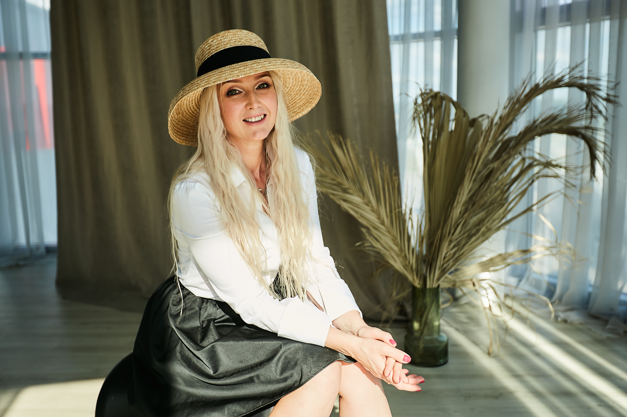 Володя, Юля и дети