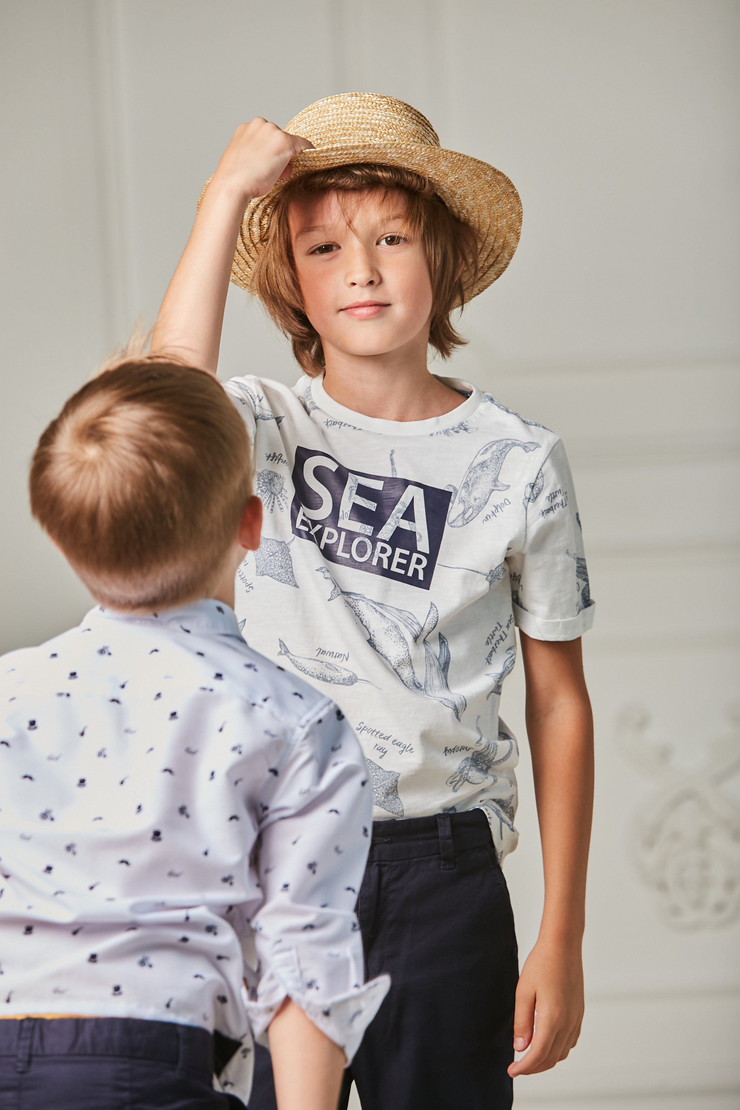 Володя, Юля и дети