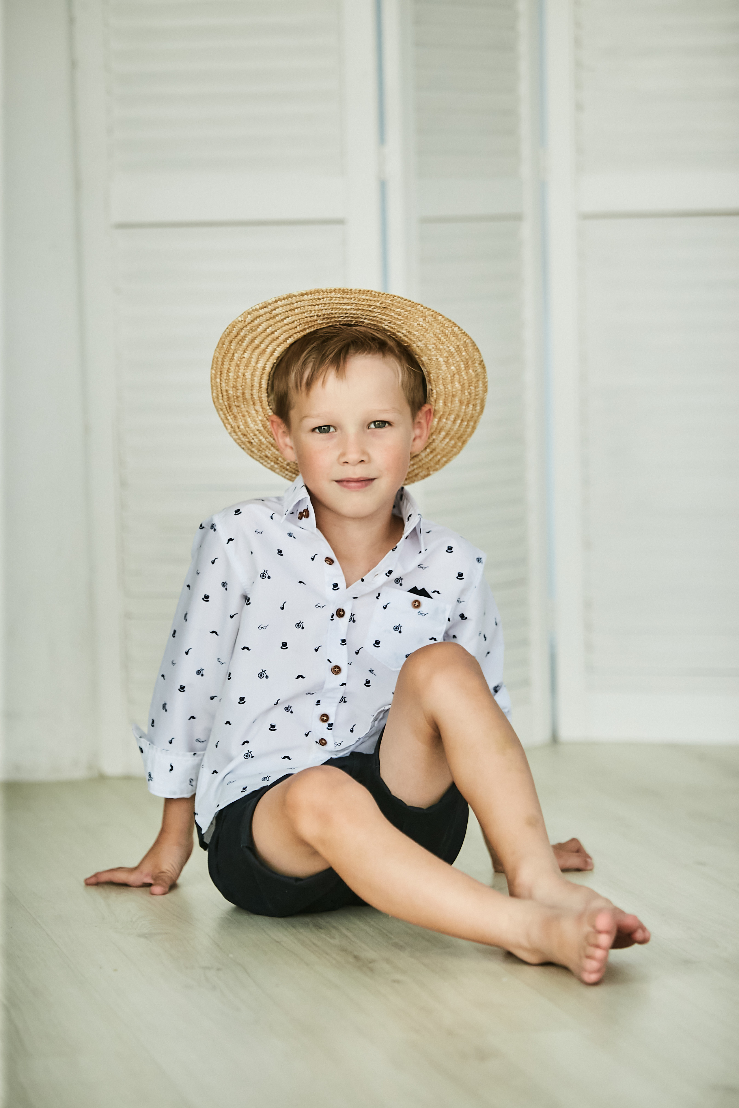 Володя, Юля и дети