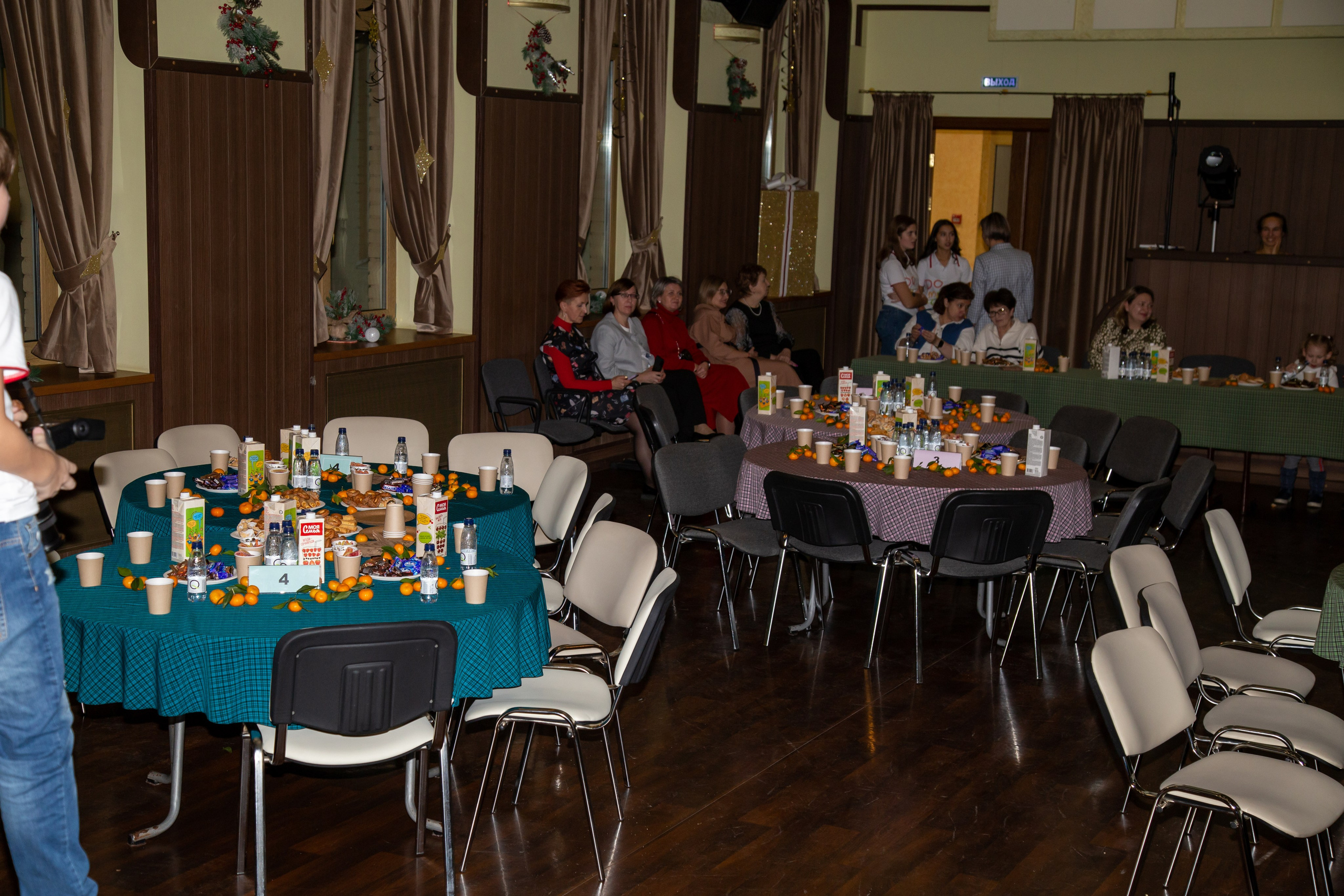 Репортажная съёмка для Домисольки на новый год. «Студия DRONAVT`s» — видеосъёмка и фотография г. Москва