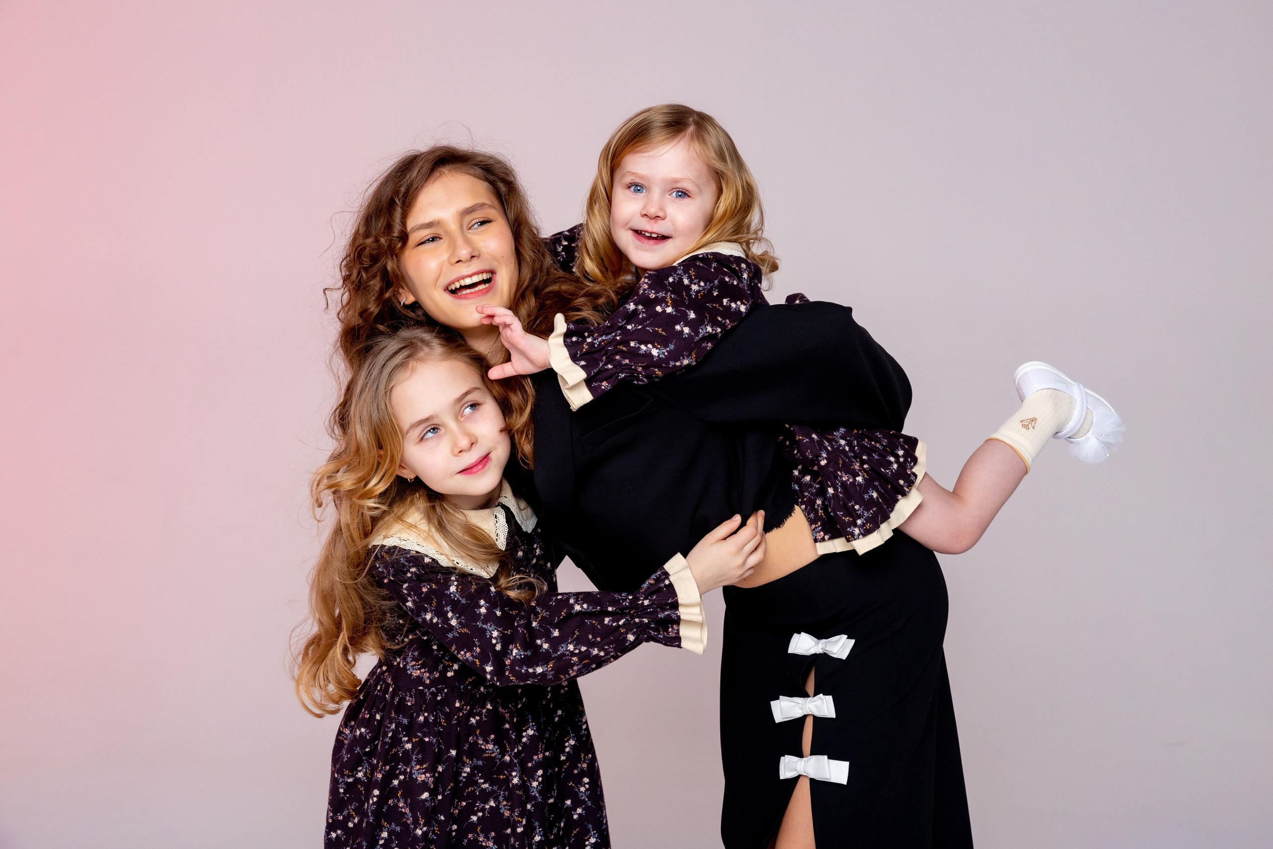 Сестры. Дарья Бухреева — фотограф, видеограф и фототерапевт. Москва и мир