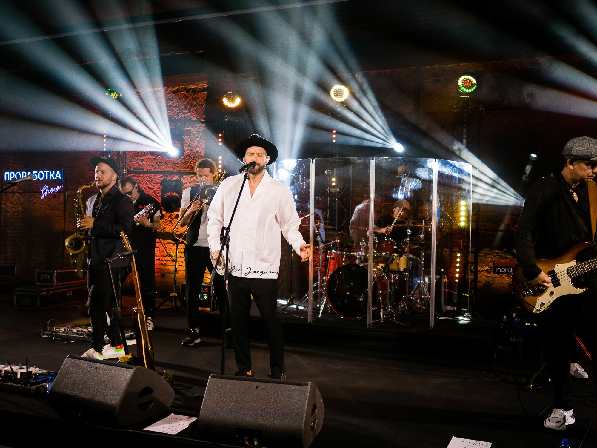 Avito. PRОработка шоу. Репортажный фотограф Денис Тихомиров. Москва