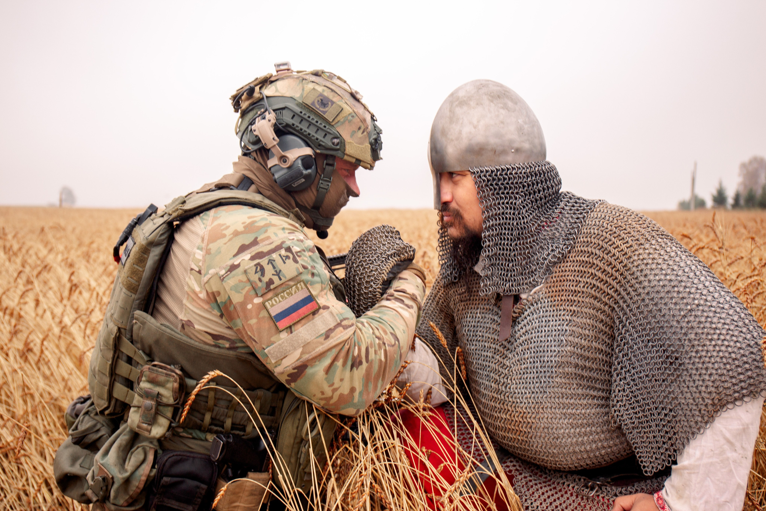 Поле. Для тех, кто не ждёт удачи, а создаёт её. Каждая фотосессия — это твой момент, твой стиль, твой успех. 📸