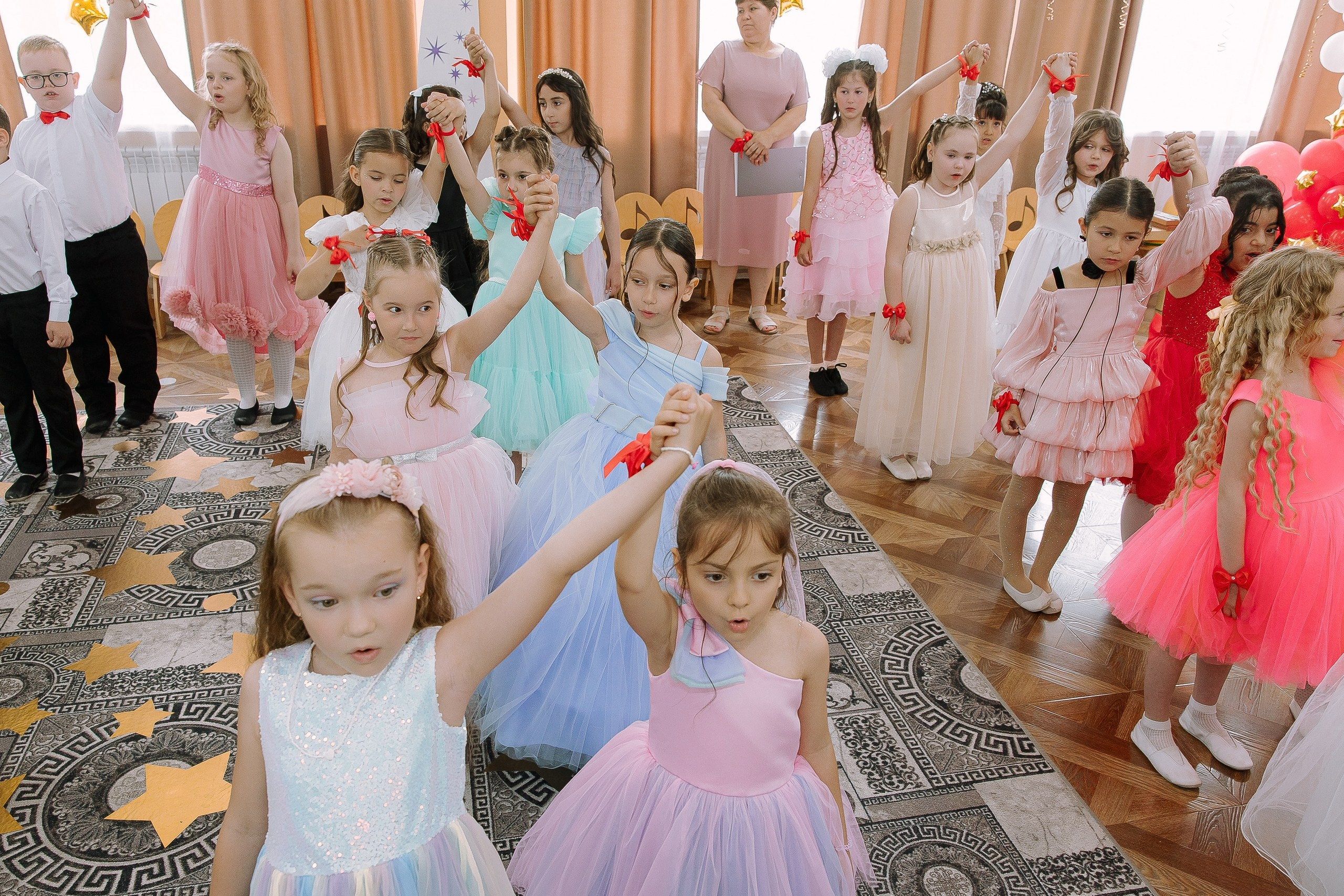 Выпускной в ДС 26. Выпускные альбомы Натальи Бутко: Новороссийск, Анапа, Геленджик