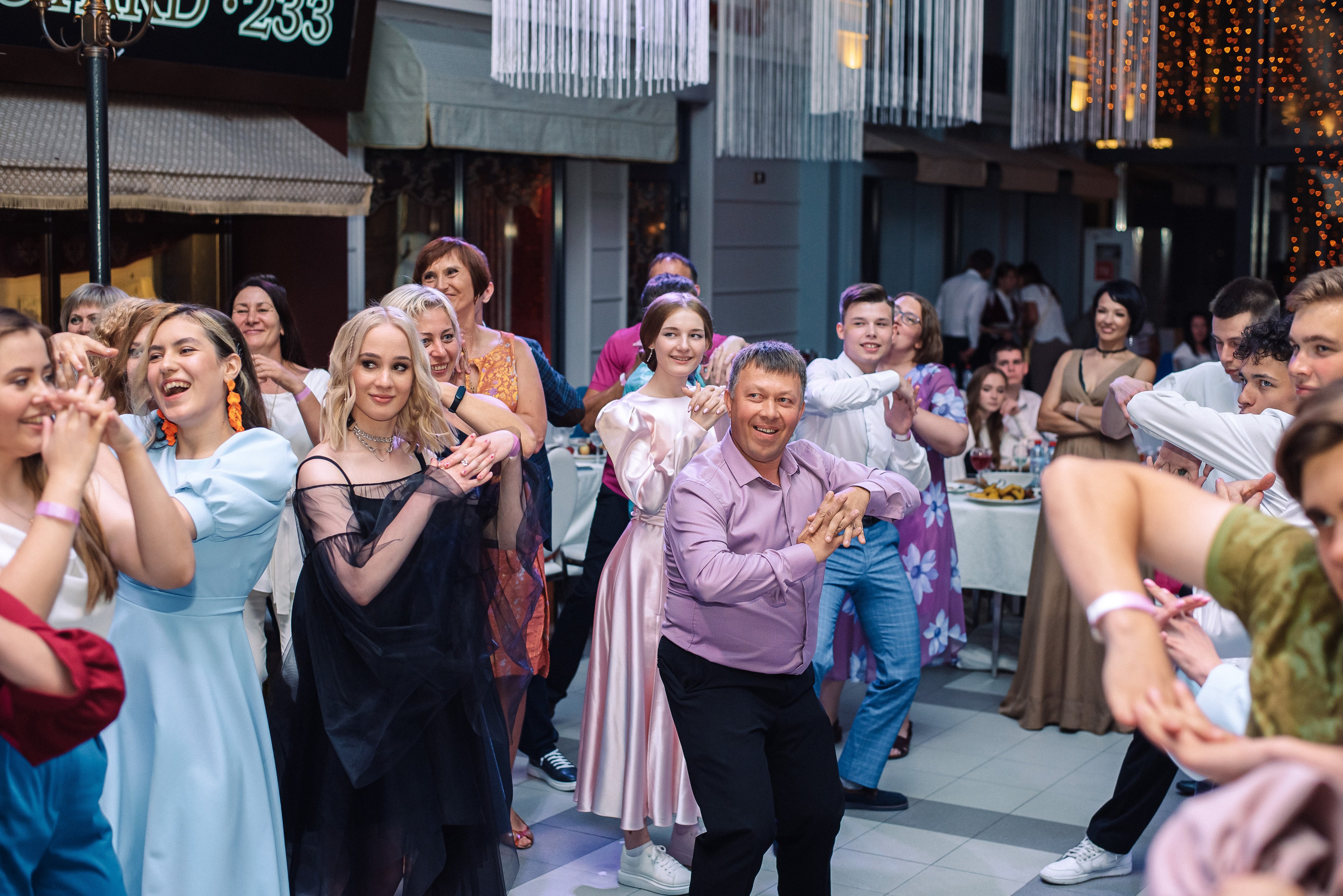 Выпускной 9-11классы. Выпускные книги Анапа Новороссийск Краснодар