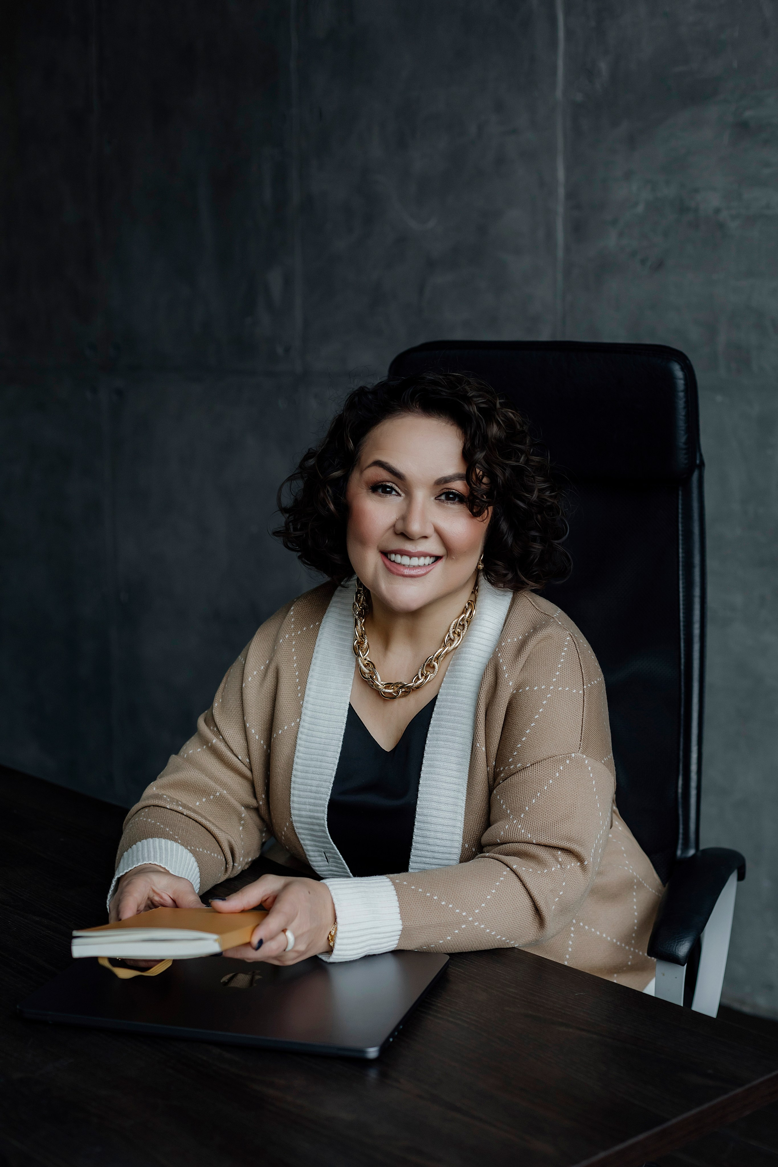 Фатима Директор Пакет VIP. Деловая и Бизнес съемка в  Москве Инесса Грушко