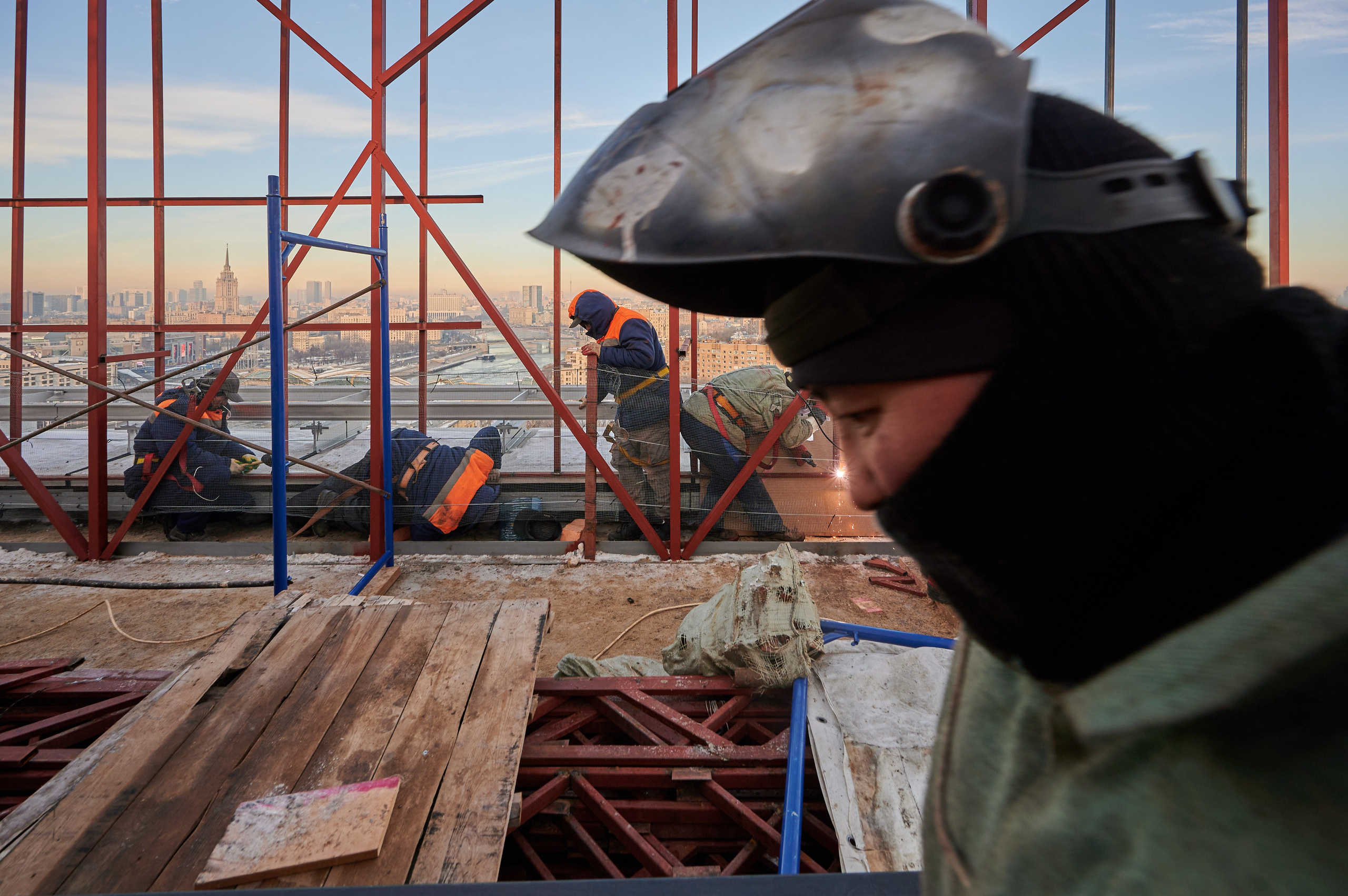 Стройки. Продакшен ПО-ТЗ | съёмка производств мероприятий интерьеров строительства