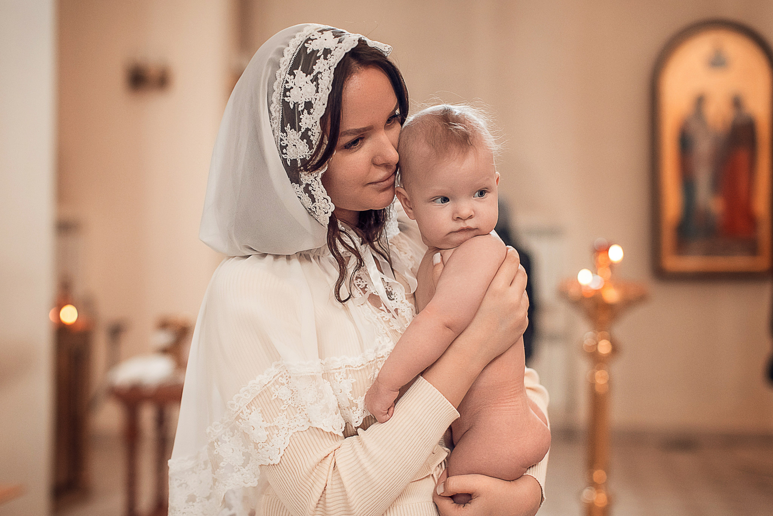 Крещение Евы в храме Спиридона Тримифунтского. Главная