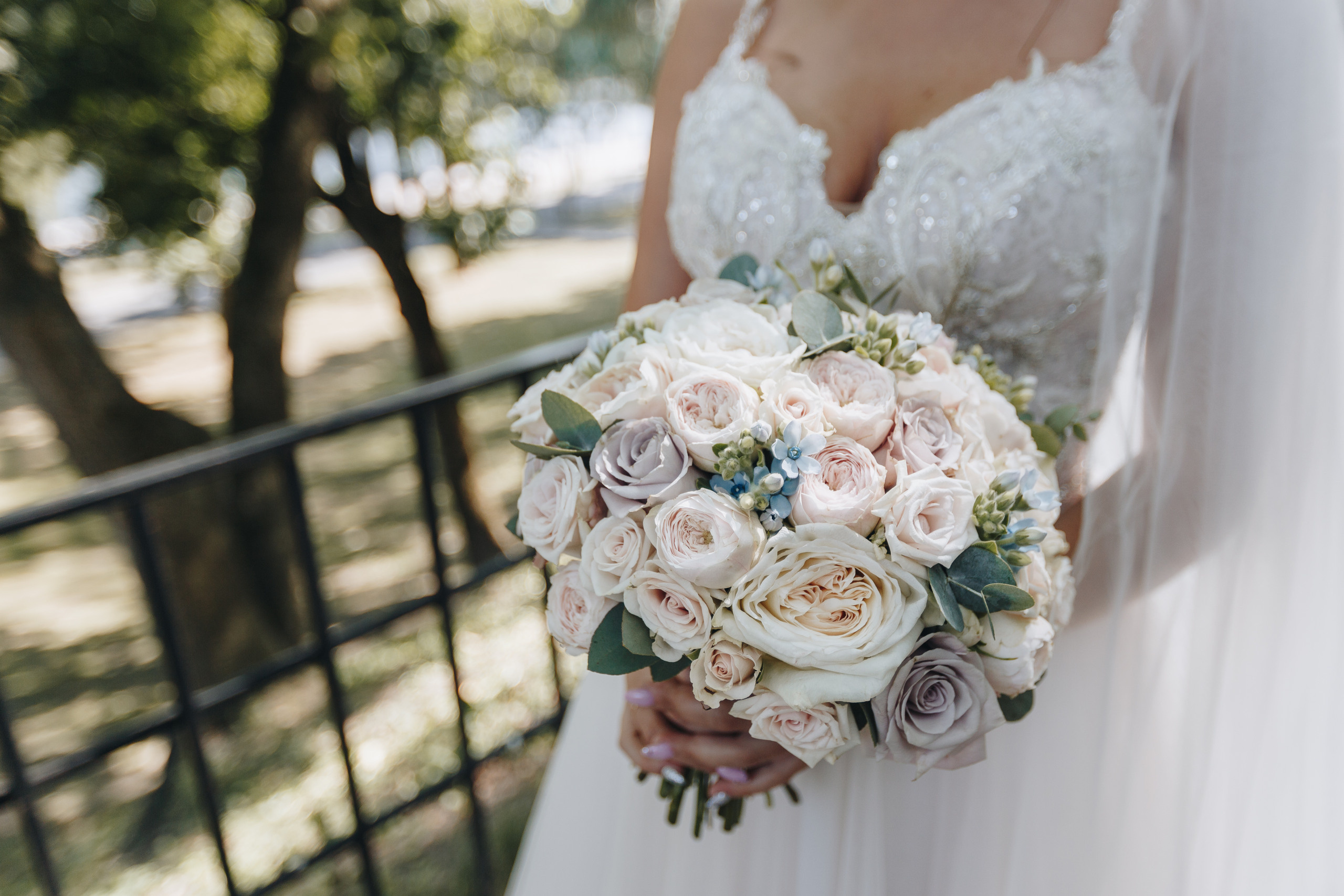 Свадебная фото и видео съёмка полного дня в Гомеле на усадьбе Качье. Свадебный семейный фотограф и видеограф Гомель Минск Беларусь Европа