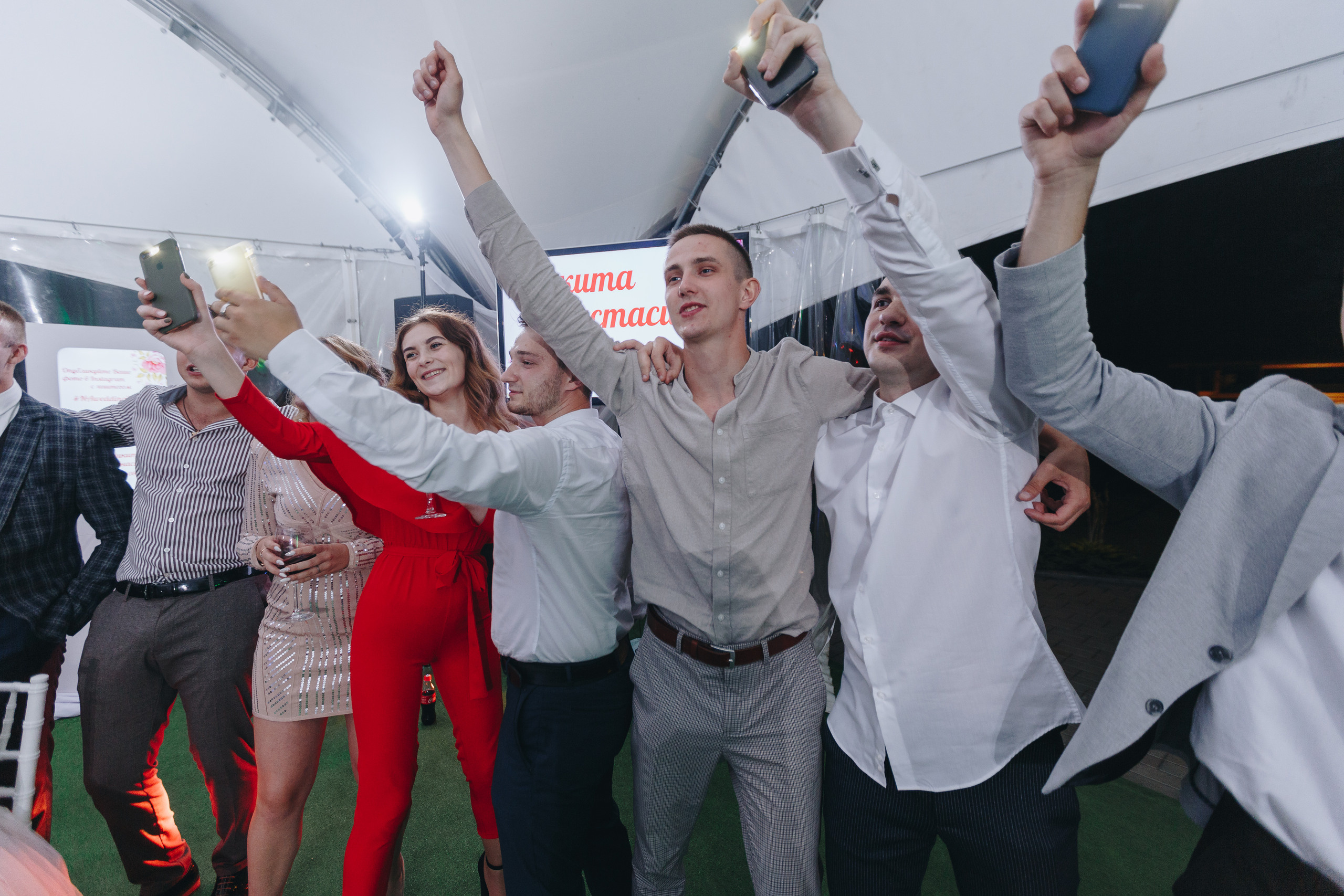 Свадебная фото и видео съёмка полного дня в Гомеле на усадьбе Качье. Свадебный семейный фотограф и видеограф Гомель Минск Беларусь Европа