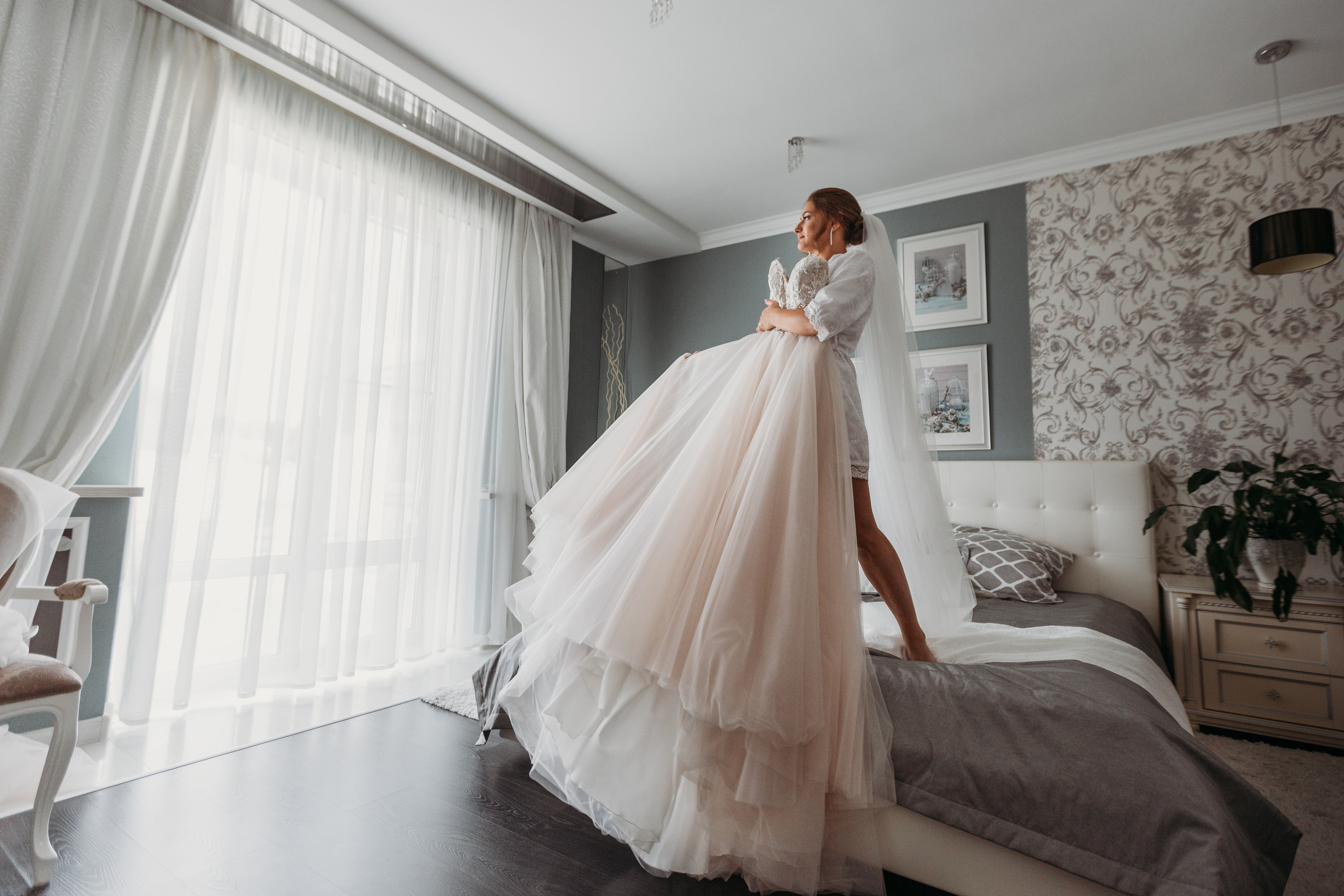 Свадебная фото и видео съёмка полного дня в Гомеле на усадьбе Качье. Свадебный семейный фотограф и видеограф Гомель Минск Беларусь Европа