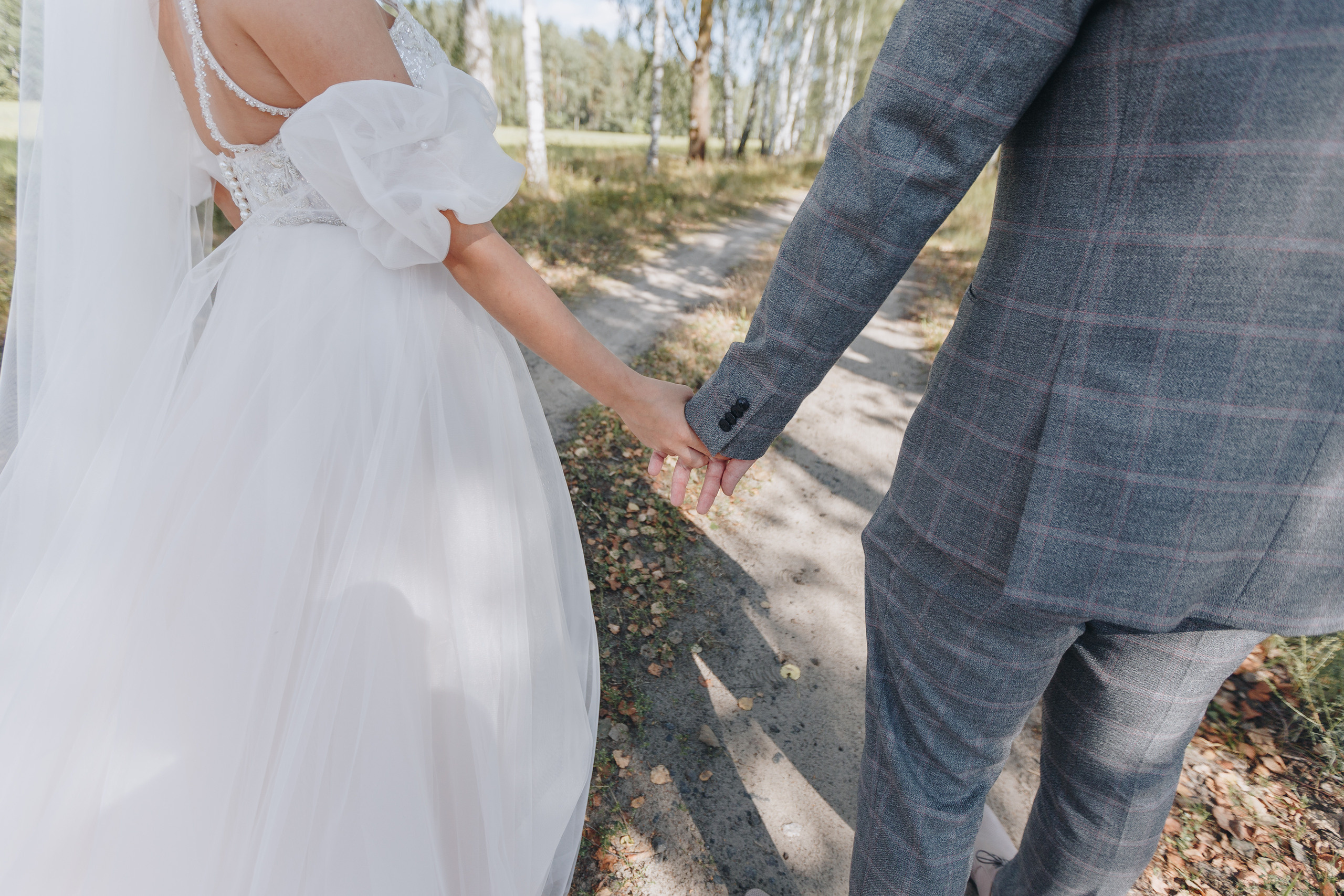 Свадебная фото и видео съёмка полного дня в Гомеле на усадьбе Качье. Свадебный семейный фотограф и видеограф Гомель Минск Беларусь Европа