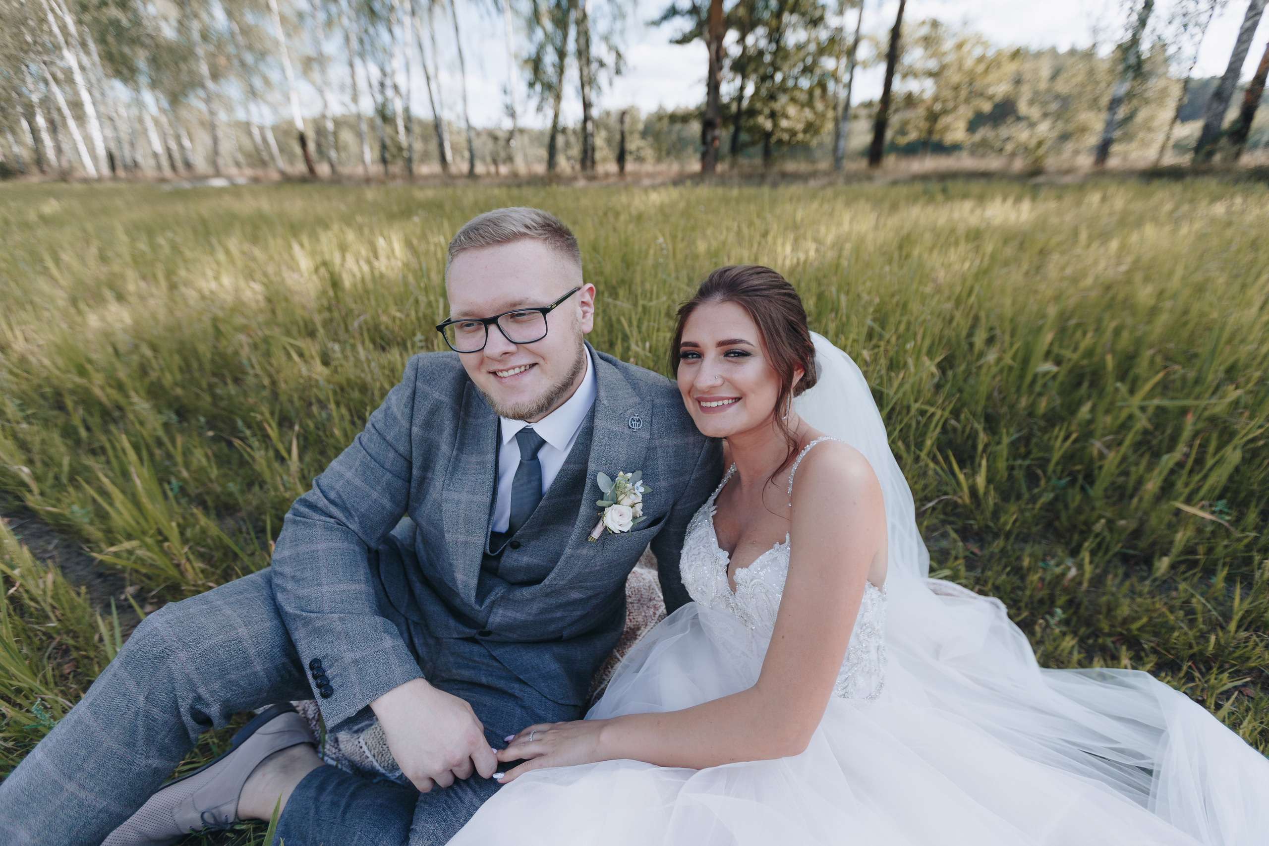Свадебная фото и видео съёмка полного дня в Гомеле на усадьбе Качье. Свадебный семейный фотограф и видеограф Гомель Минск Беларусь Европа